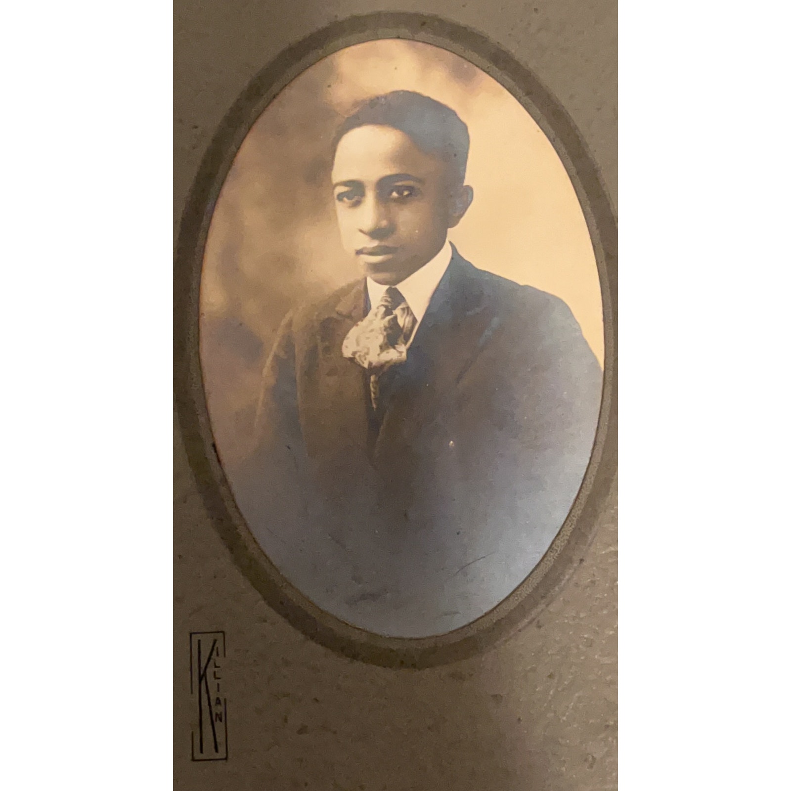 Collectibles Vintage Photo - Young African American Man