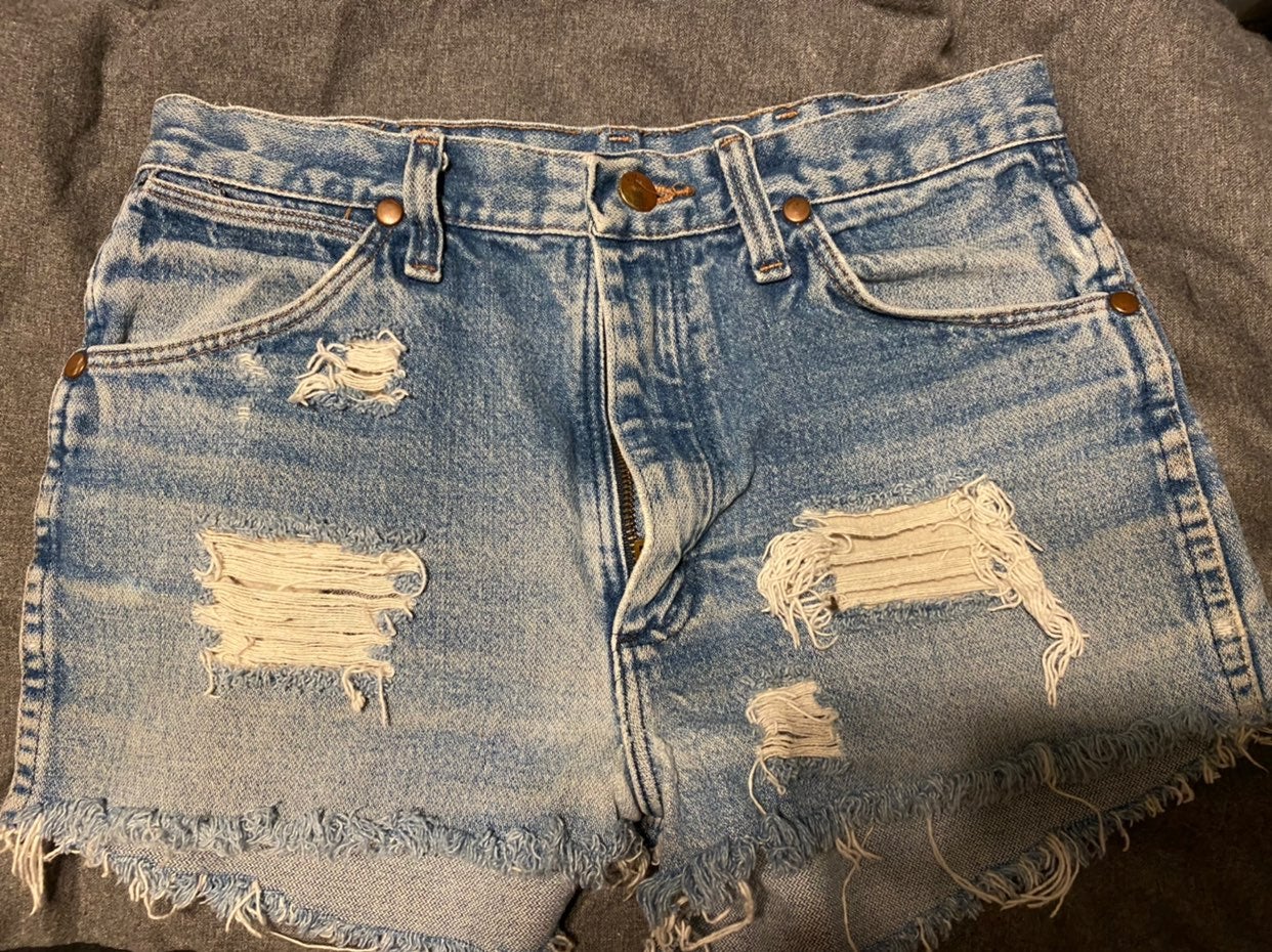 Vintage wrangler jean cut offs