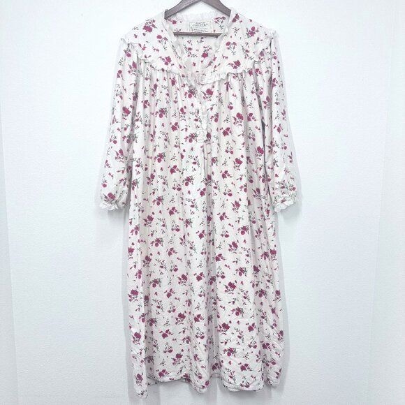 Victoria's Secret Country Cottagecore Vintage Cream Red Floral Lace Nightgown