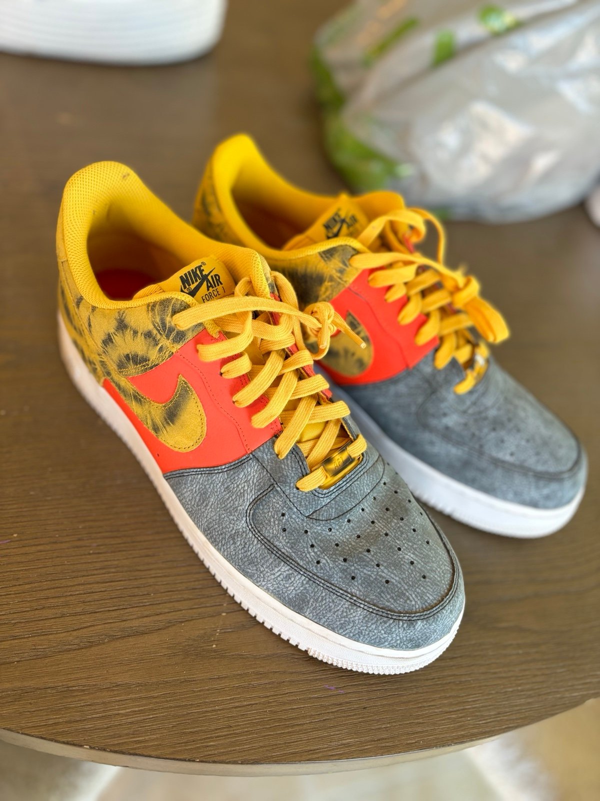 Nike Air Force 1 07 LV8 men’s size 14