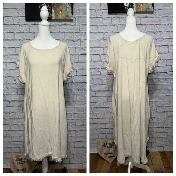 Vasna NWT linen blend dress High low hem Size M Made in Italy Raw hem Pocke