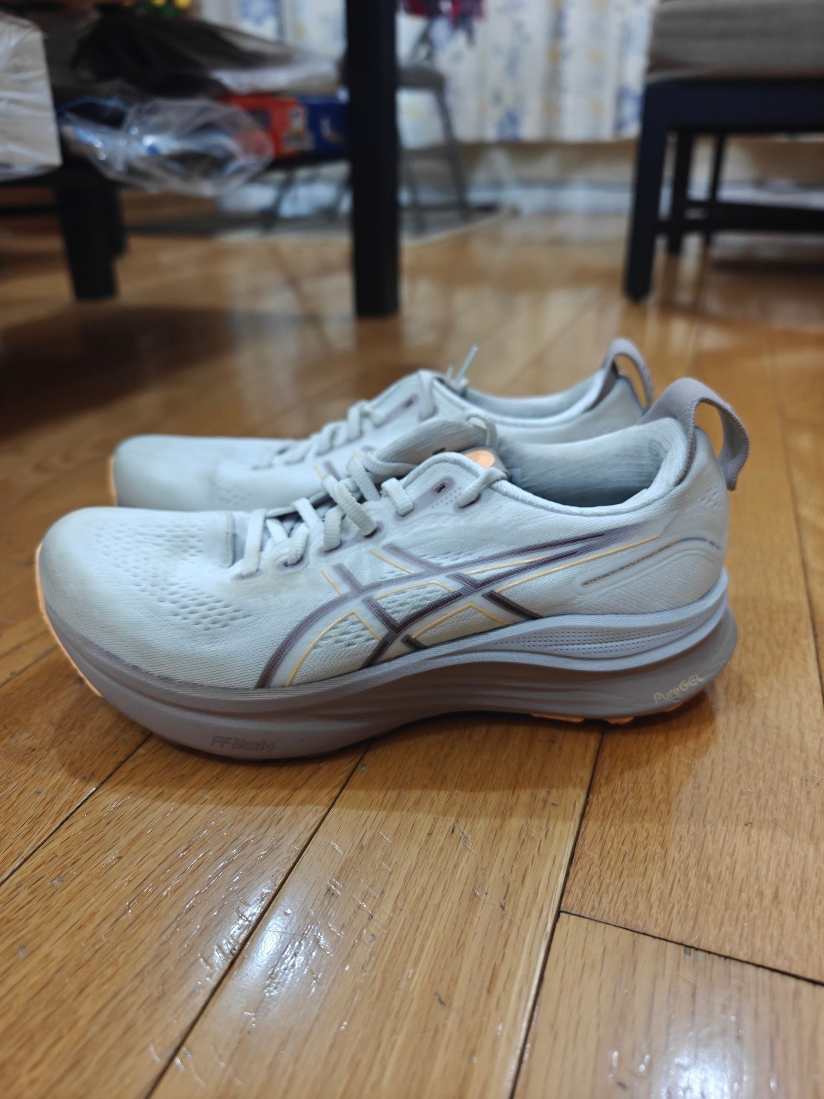 Asics Womens Gel Kayano 32 1012B838 White Running Shoes Sneakers Size 9