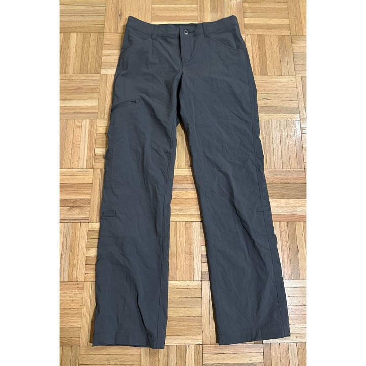 Patagonia Quandary Pants Hiking Womens 2 Gray Outdoor Zip Pocket Climbing Active
