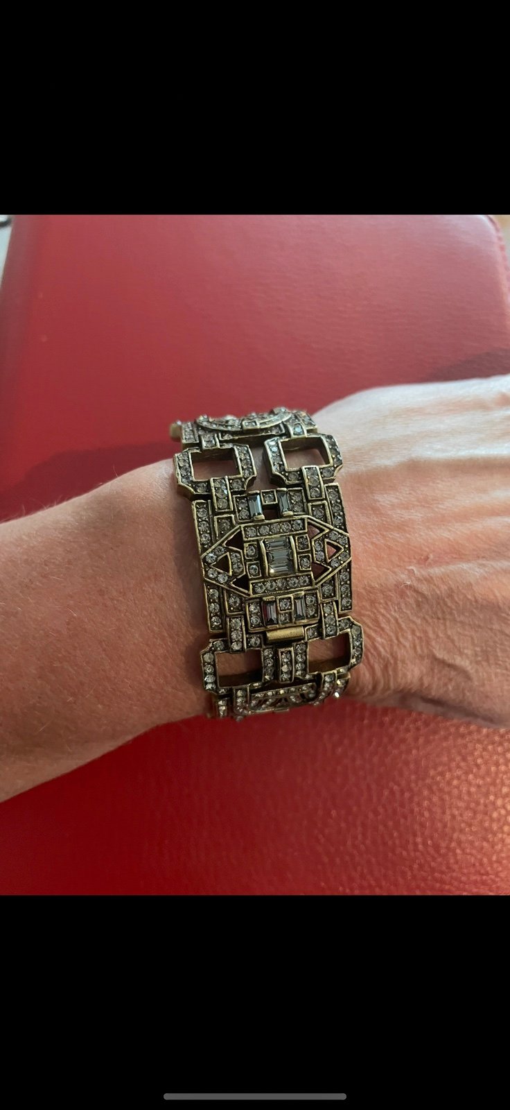BN Never Worn Heidi Daus Swarovski Art Deco Crystal Bangle Bracelet. GORGEOUS!!!