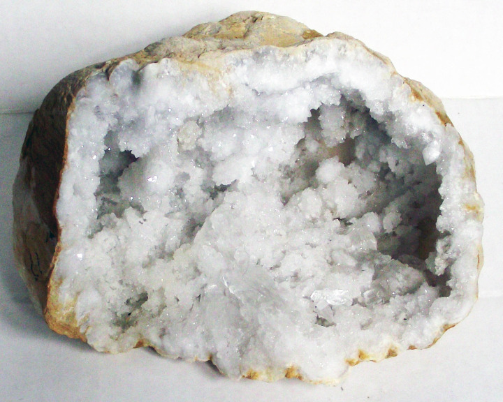 White Crystal Quartz Cluster 6.5 X 4 x 6 Large Open Geode 3.38 Lbs