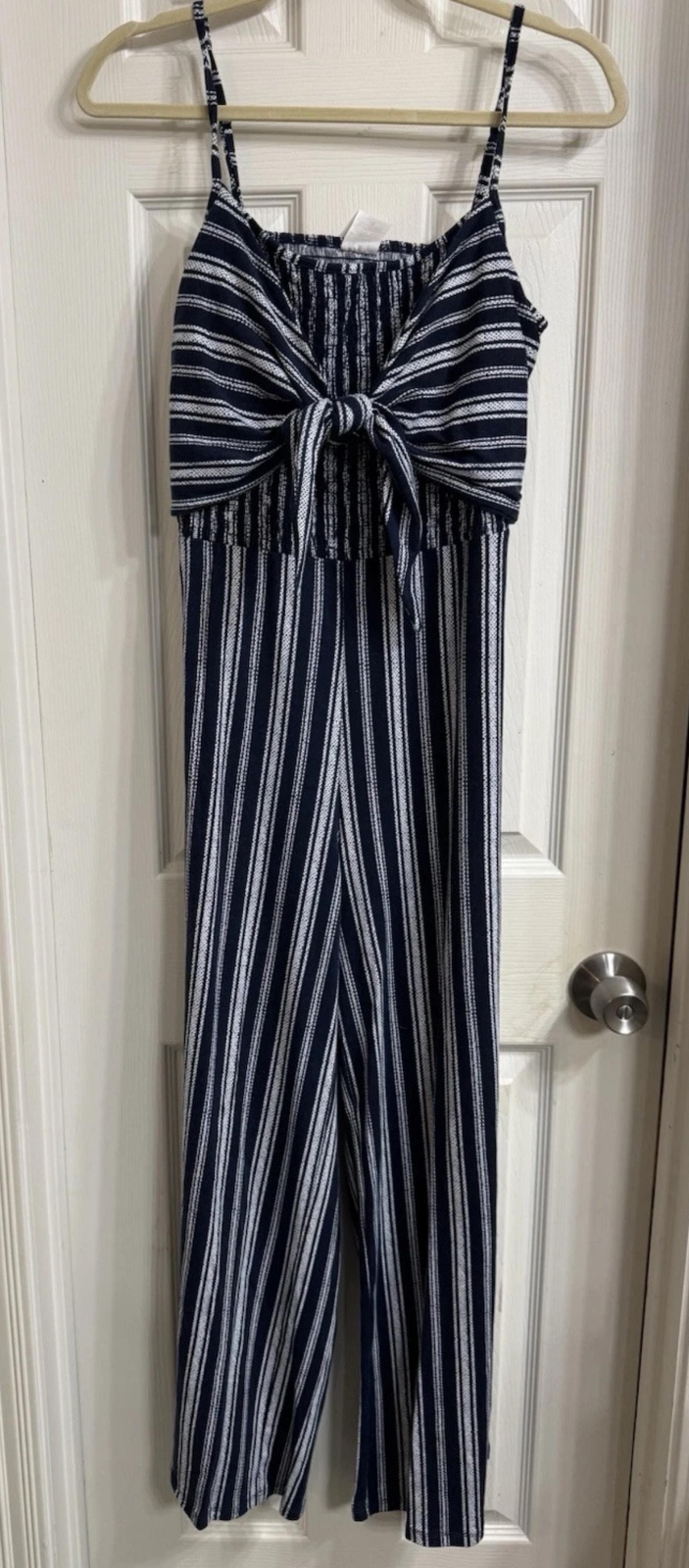 NWOT No Boundaries Tie Front Jumpsuit Romper Blue & White Stripes, Sz: L (11-13)