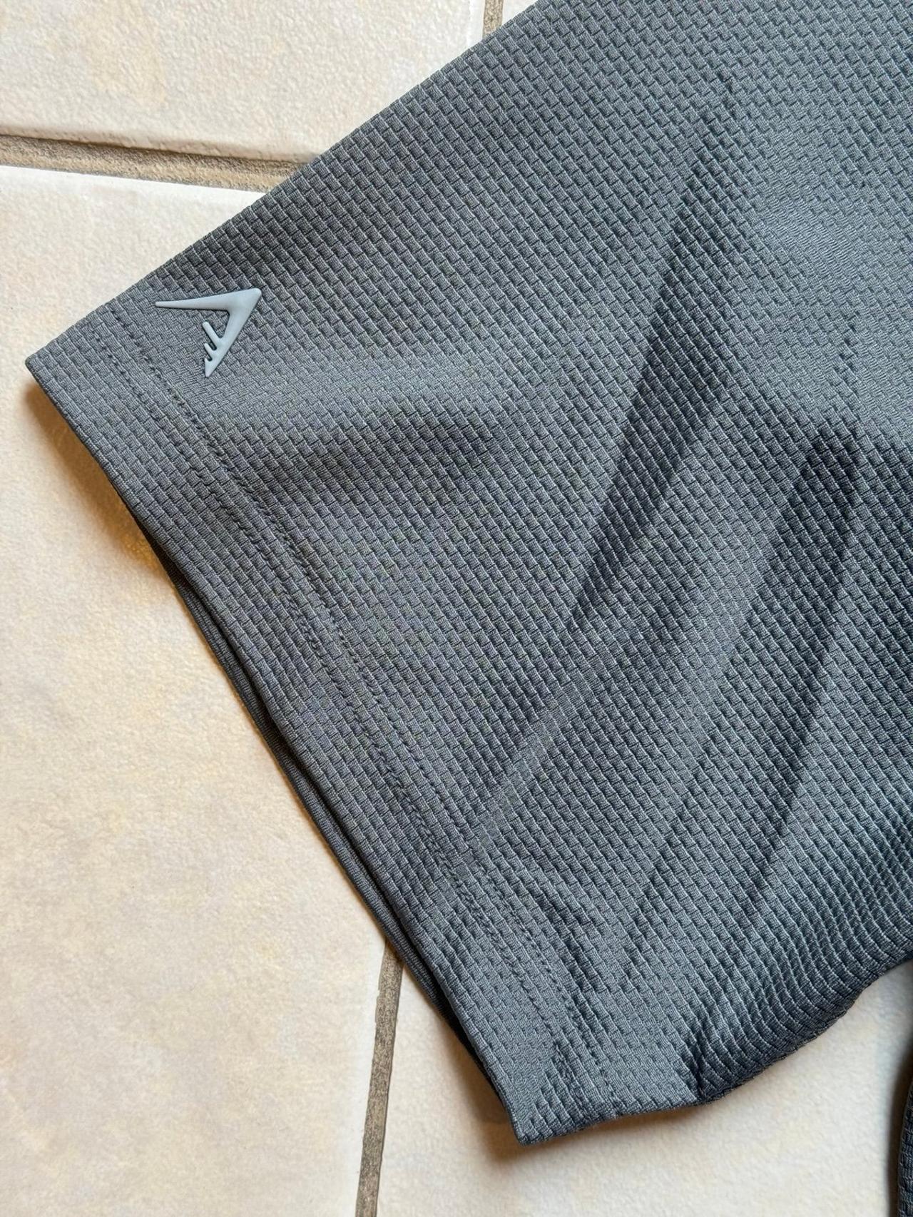 item photo #5