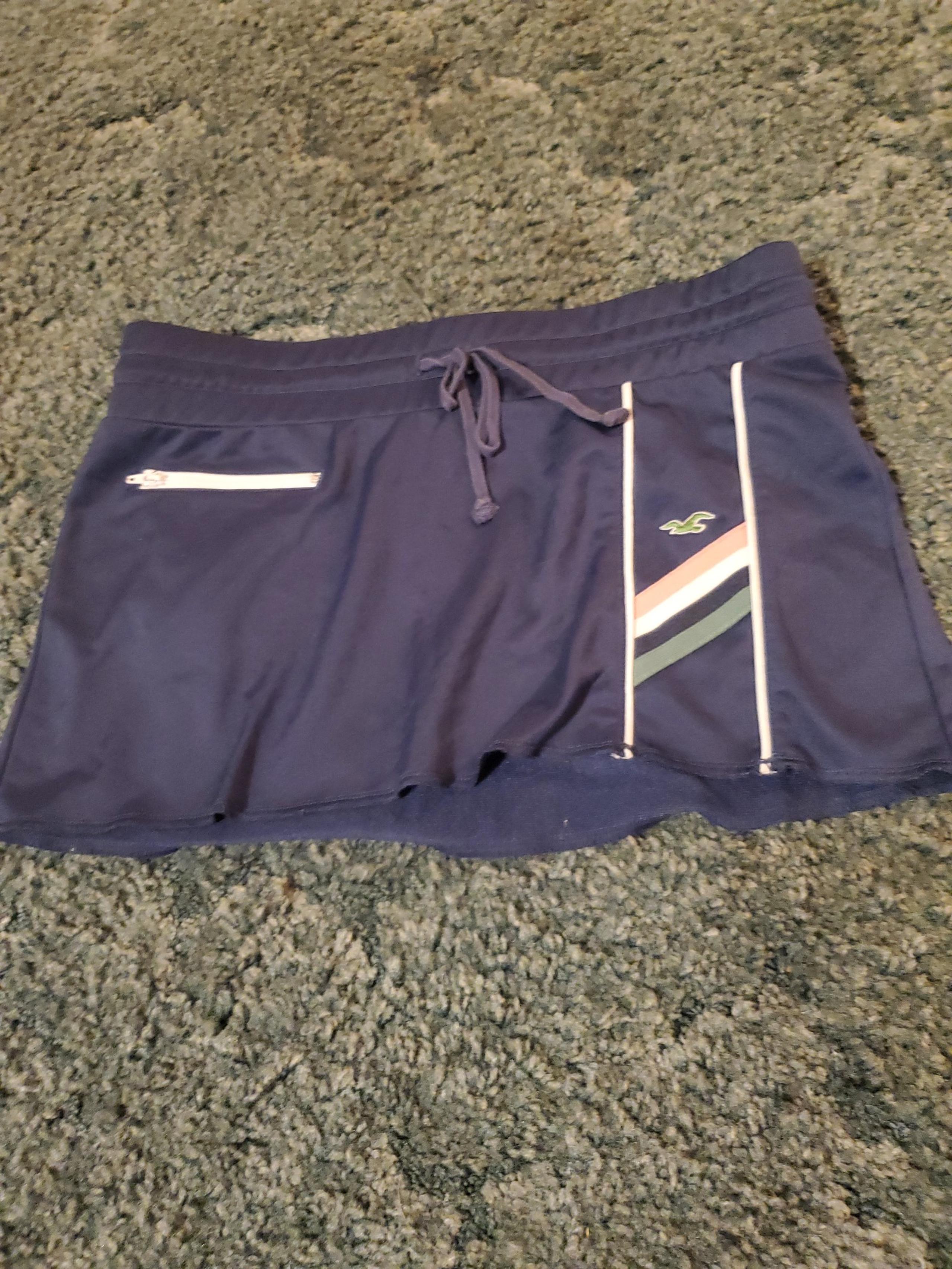 Hollister skirt