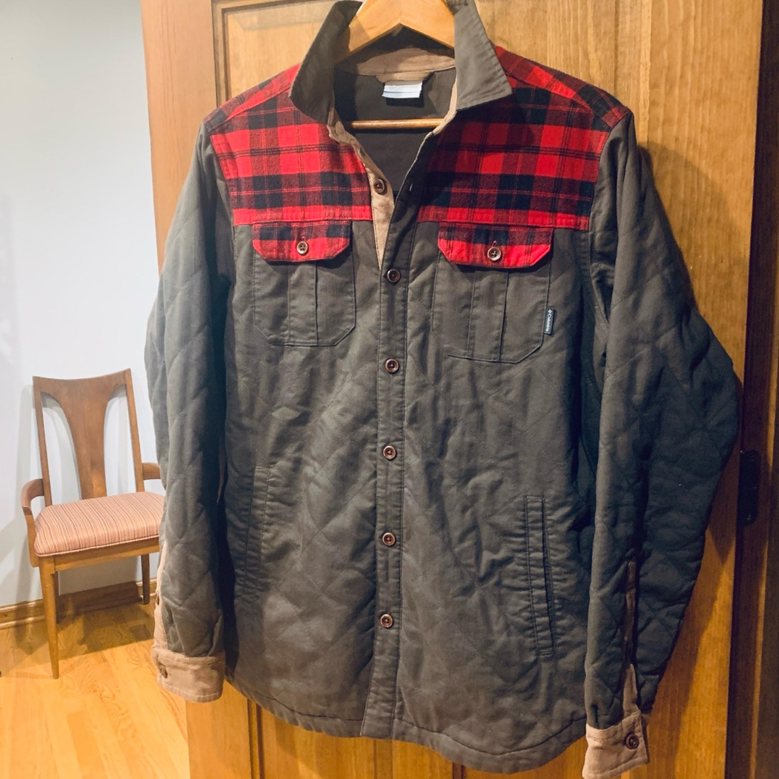 COLUMBIA Quilted Button Up Jacket