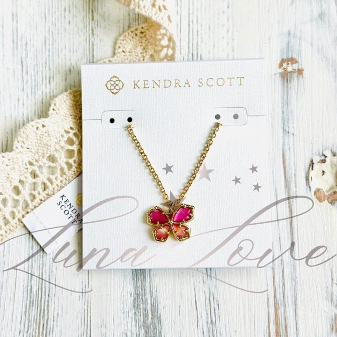 KENDRA SCOTT Mae Butterfly Gold Pendant Necklace In Azalea Pink Mix NWT
