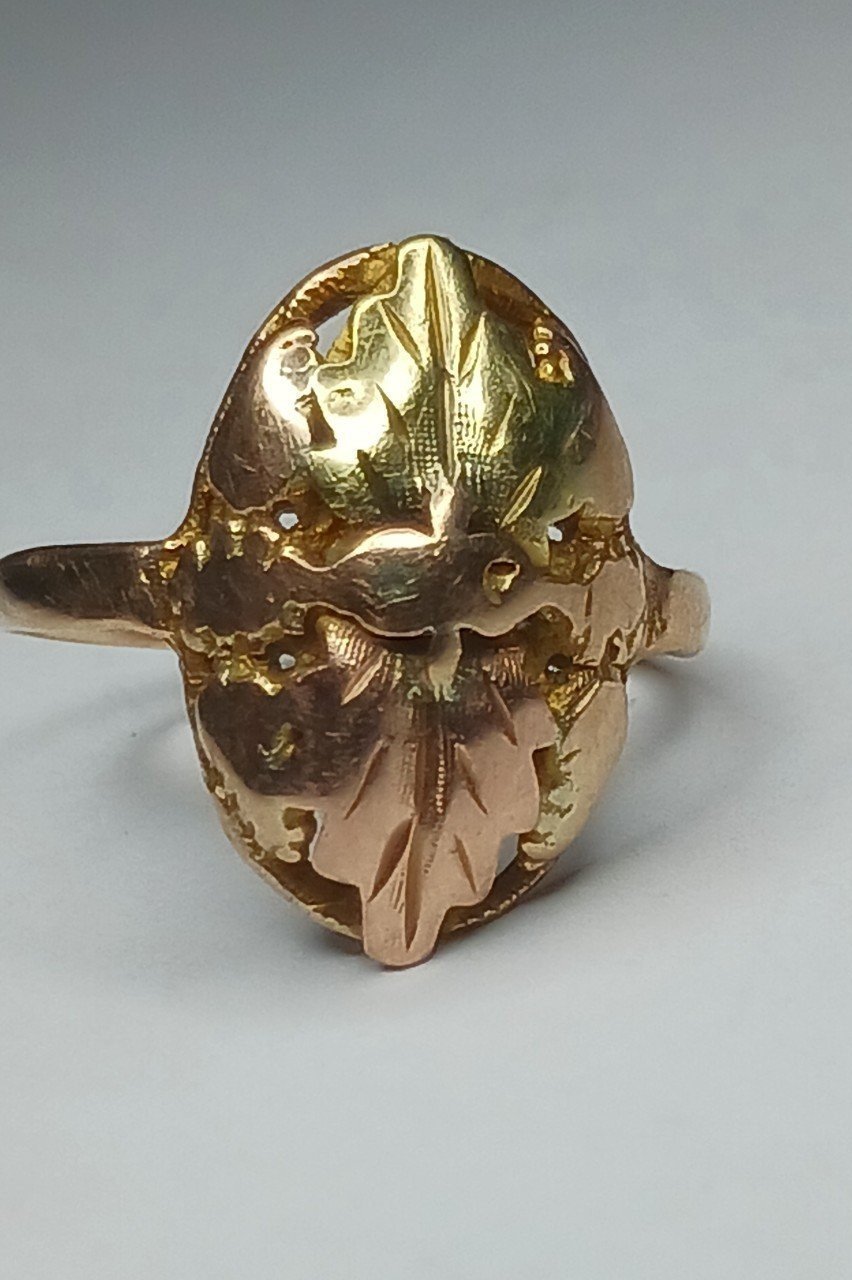 Black Hills Gold Ring Size 3.5 10k Gold 10k Multi-tone Gold