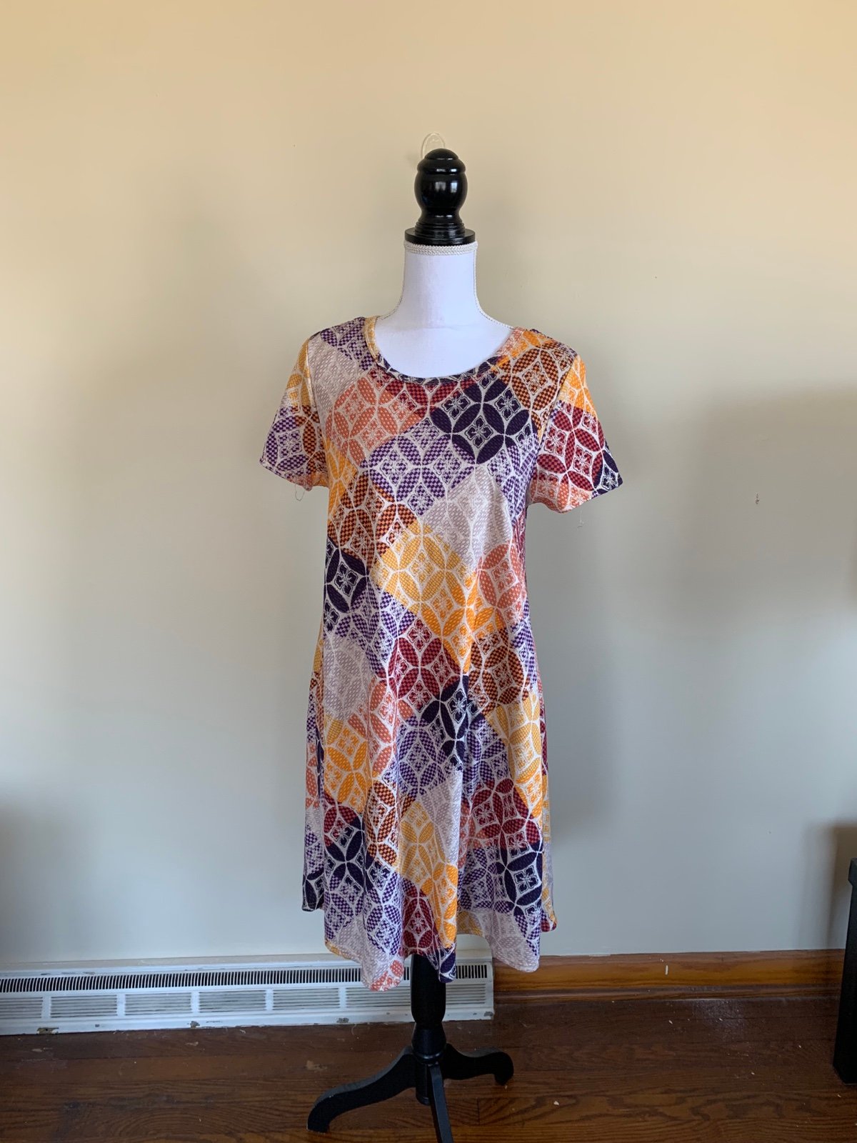 New Small Lularoe Carly Dress Fall Colors Pattern