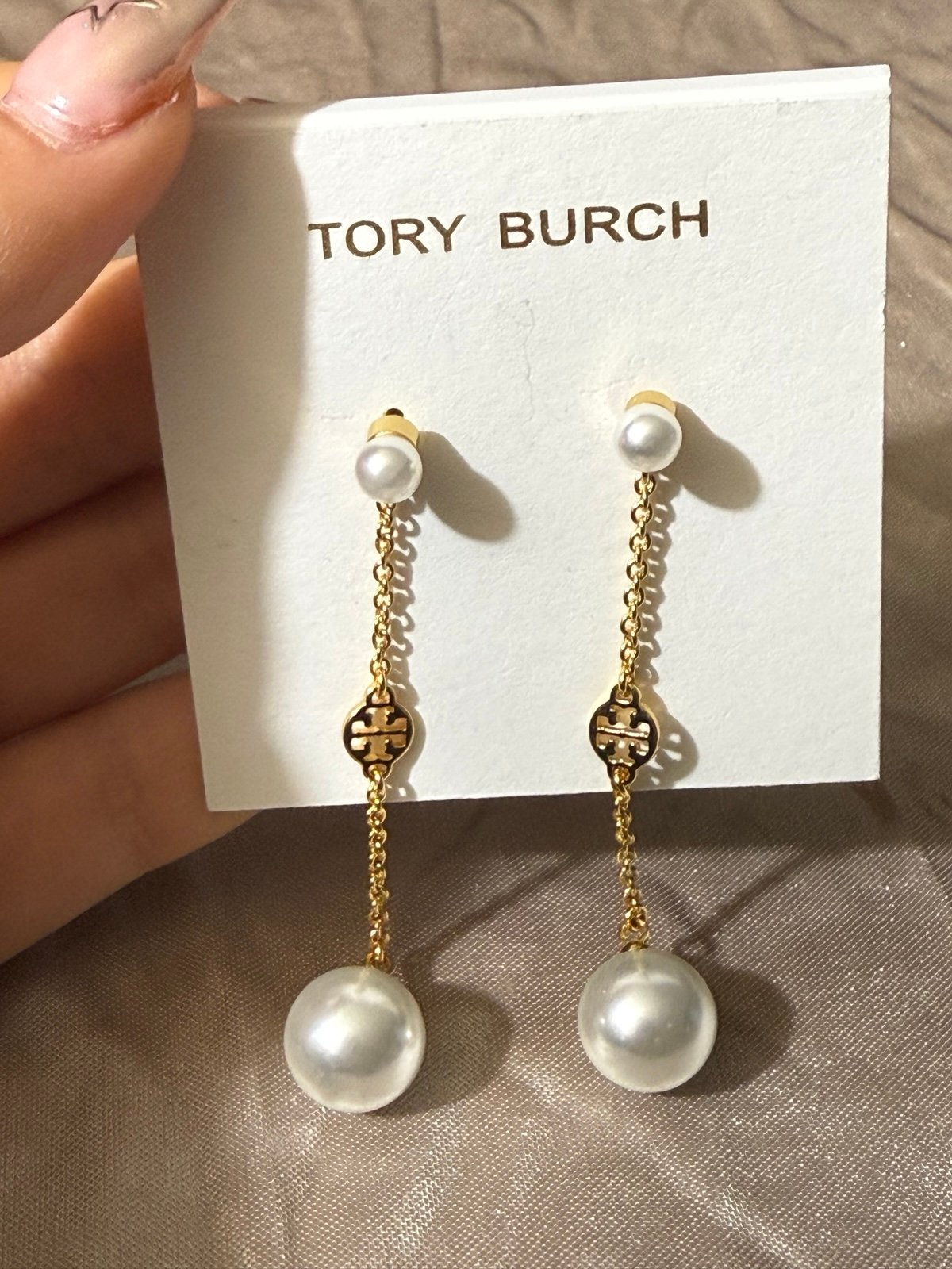 Gorgeous Tory Burch Pearl and Drop Gold Earrings