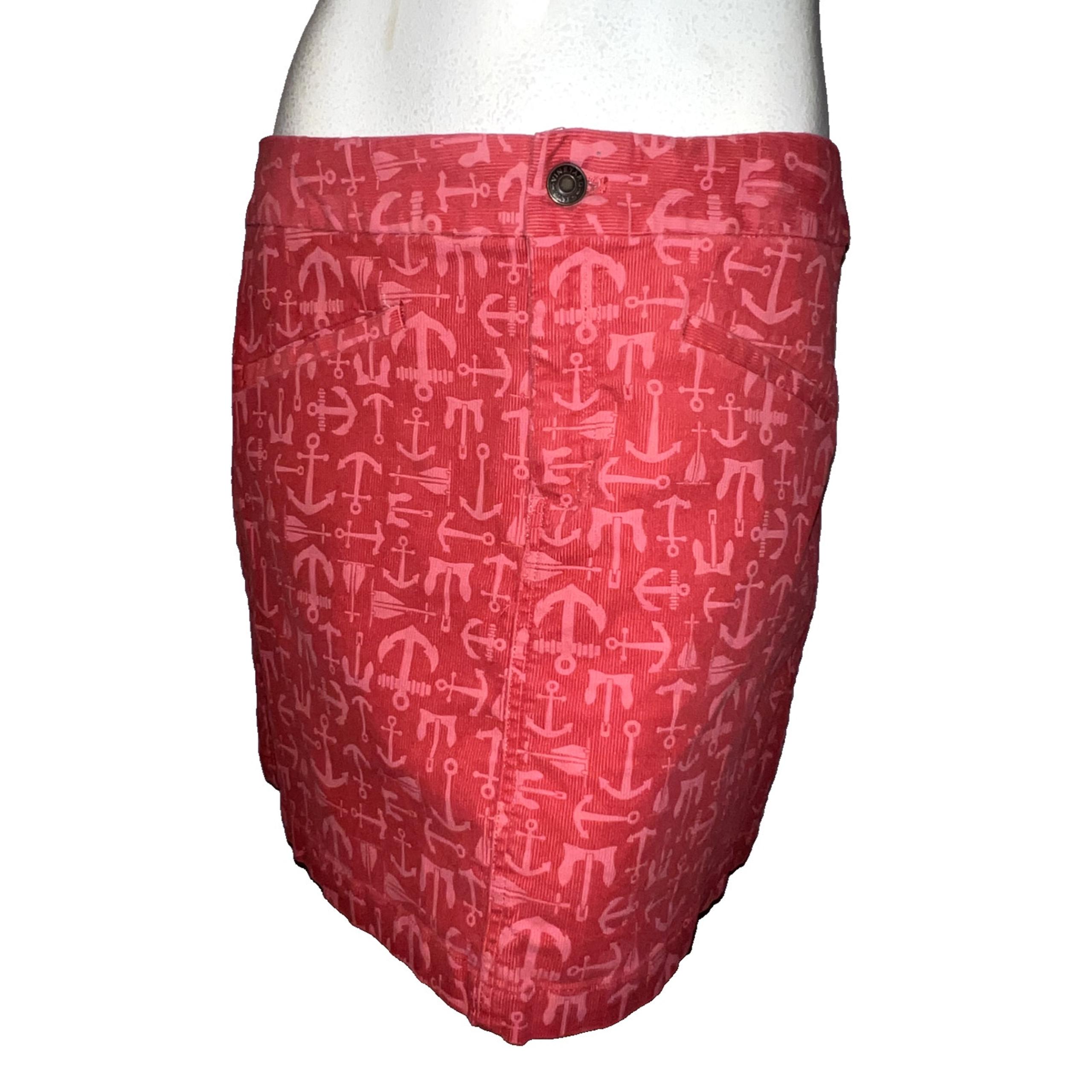 Women's Size 8 Coral Stretch Corduroy ANCHOR Theme Mini Skirt - vineyard vines