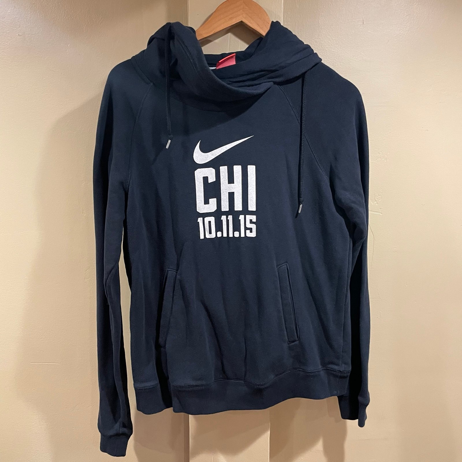 Nike Women’s Black Pullover Hoodie