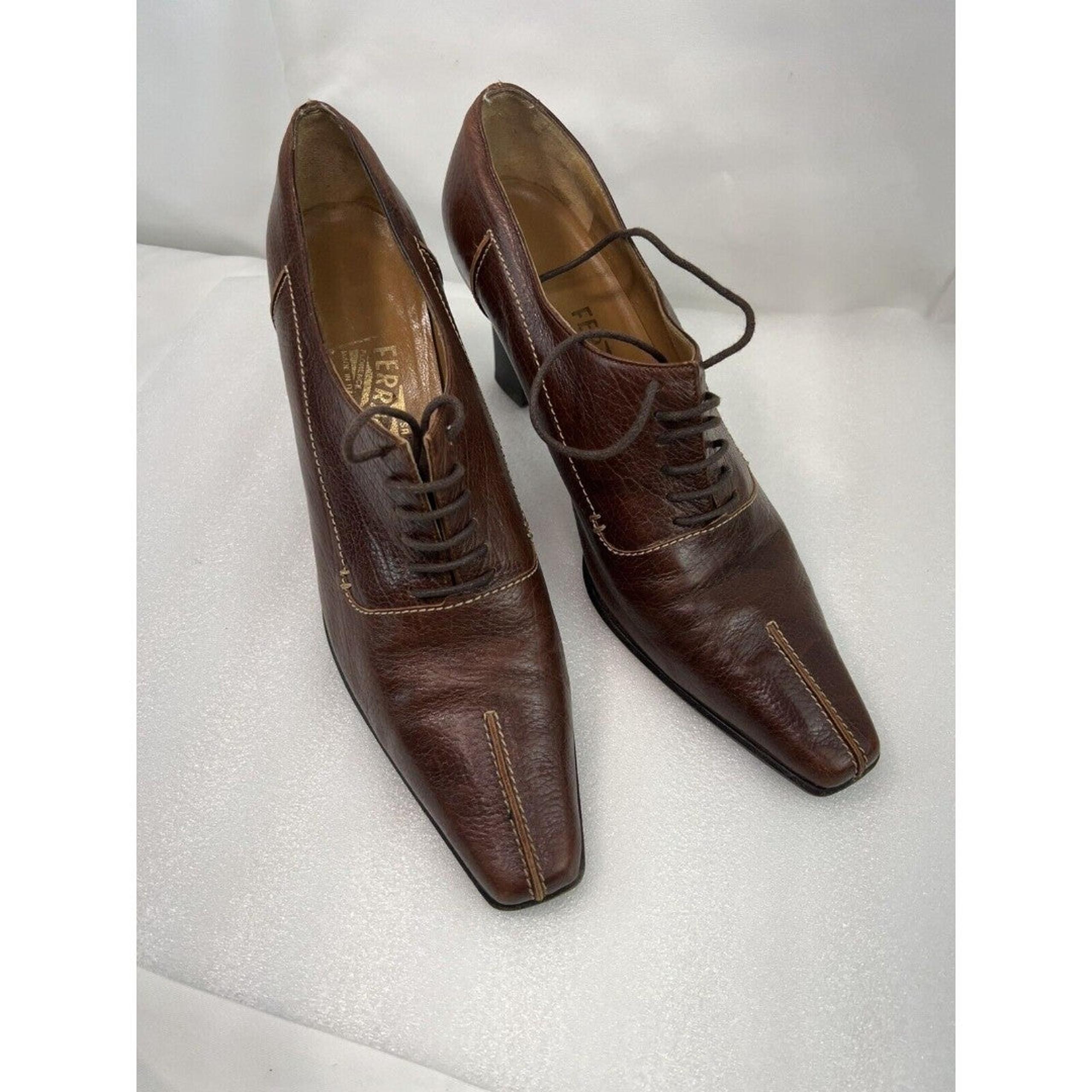 Salvatore Ferragamo Women US 8 Brown Leather Reptile Emboss Lace-Up Oxford Pumps