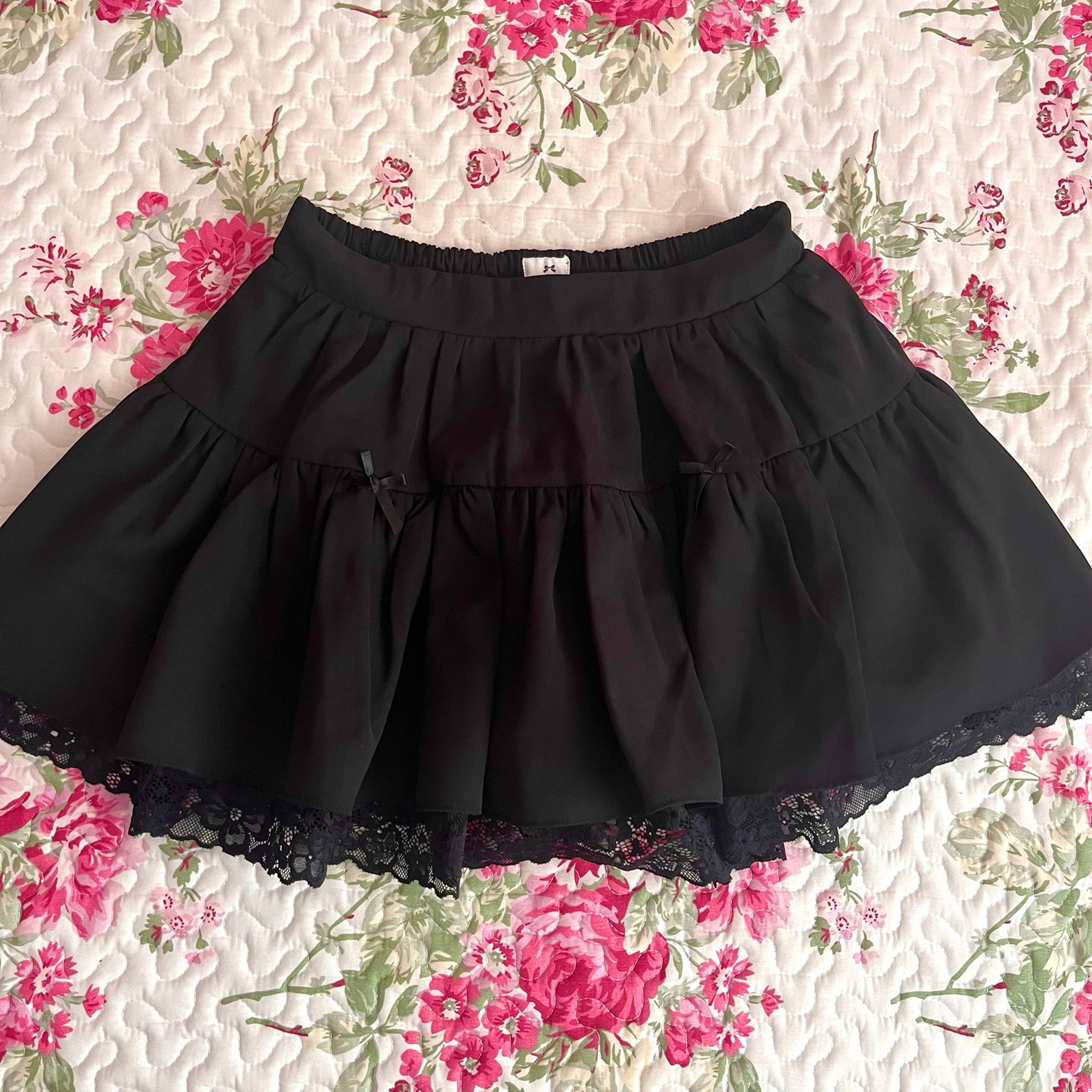 Mandy Crimson Black skirt