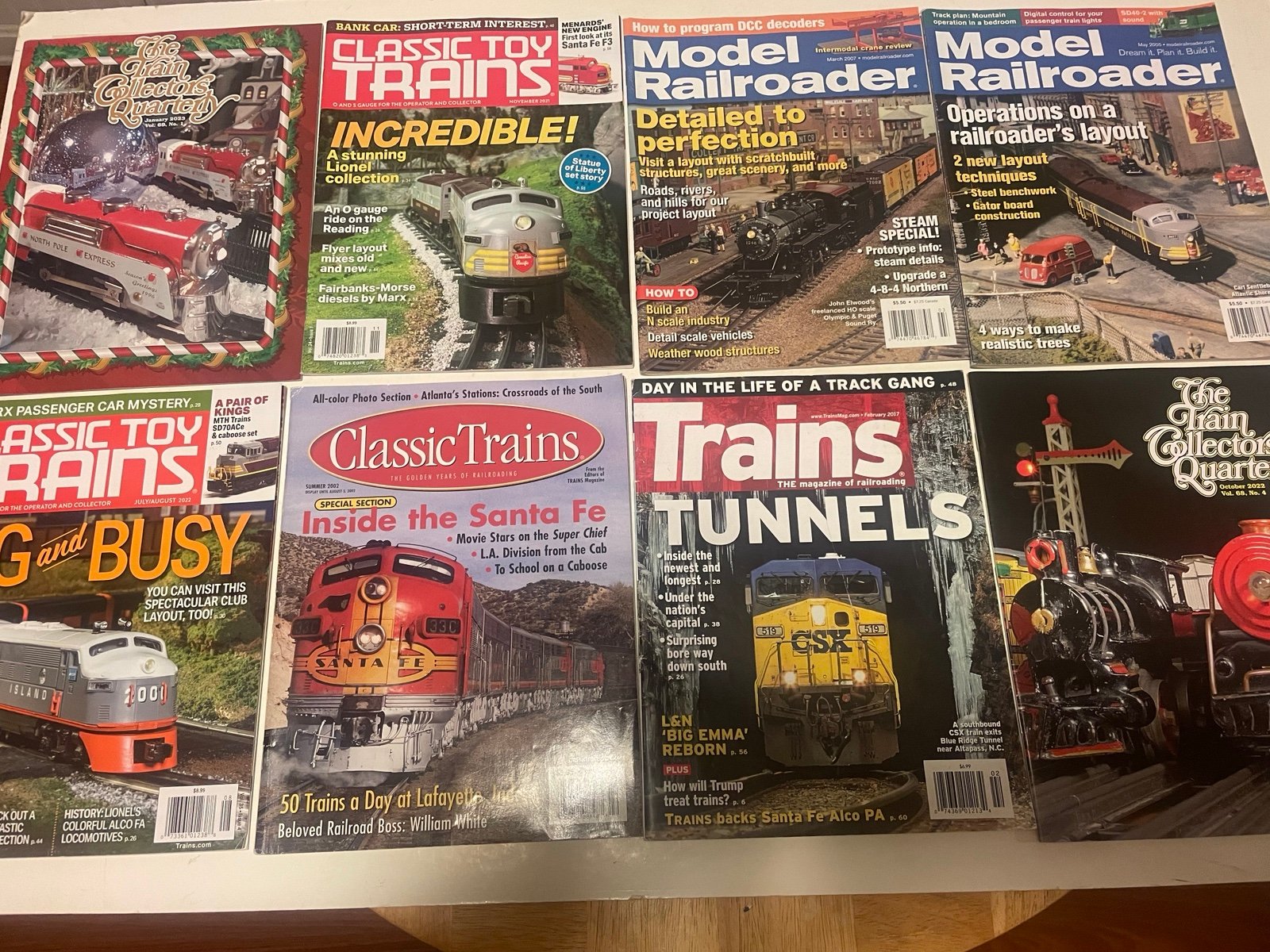 Train magazine lot