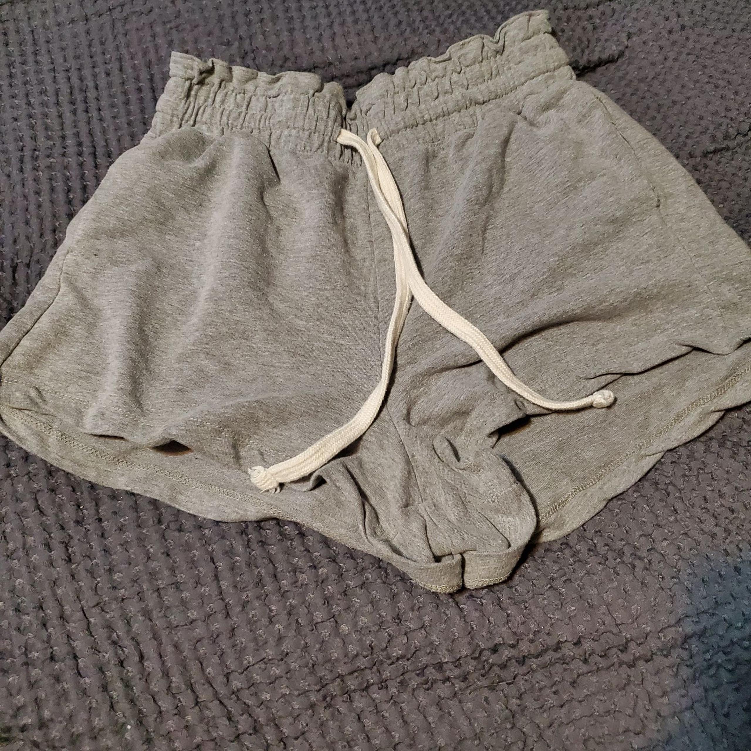 No boundaries gray cinch waist shorts
