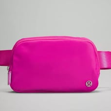 Lululemon Everywhere Belt Bag Sonic Pink NWT