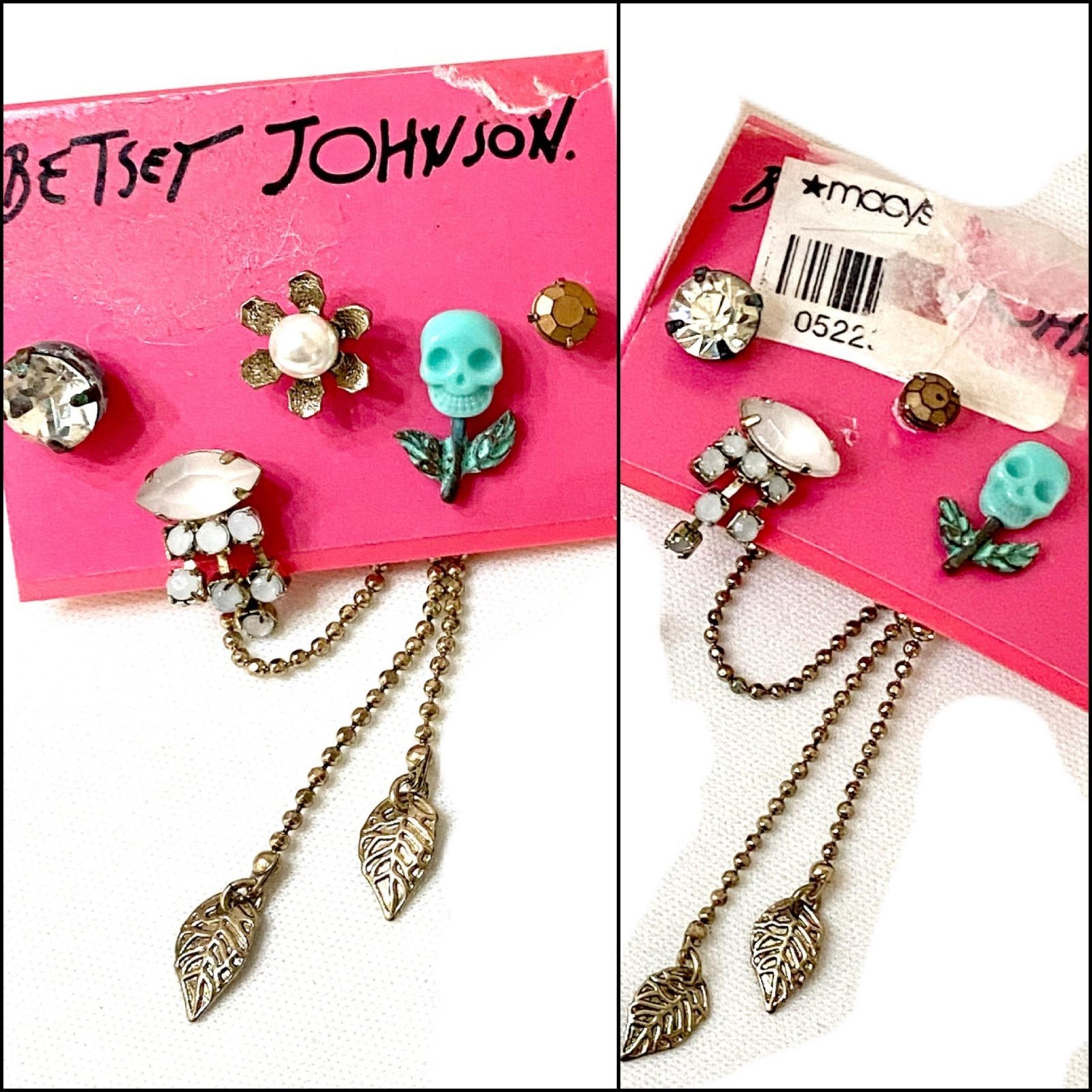 *Reserved for CPat* Betsey Johnson ‘Patina’ Skull Earrings Set HTF/NWT