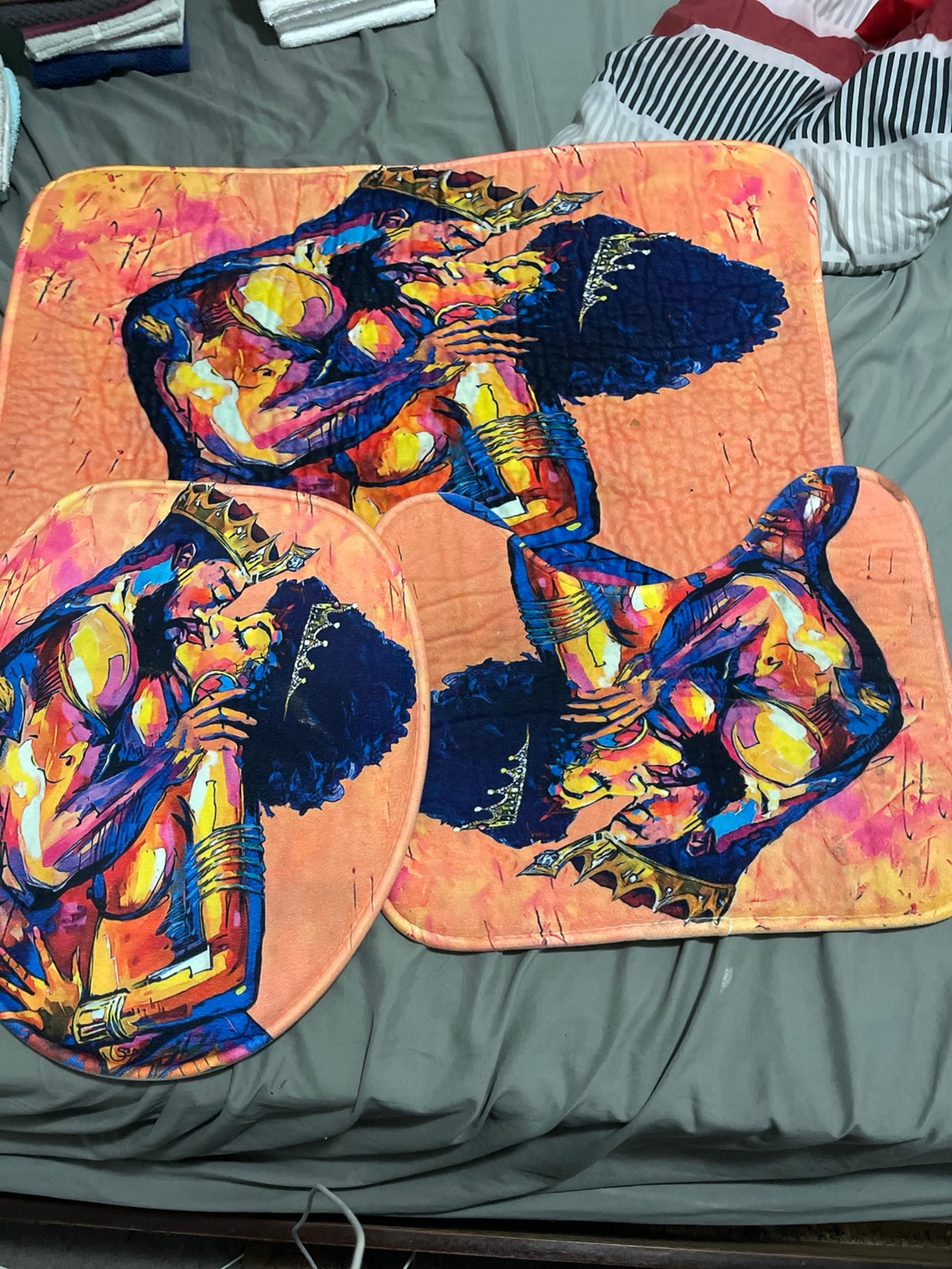 King and Queen bathroom set