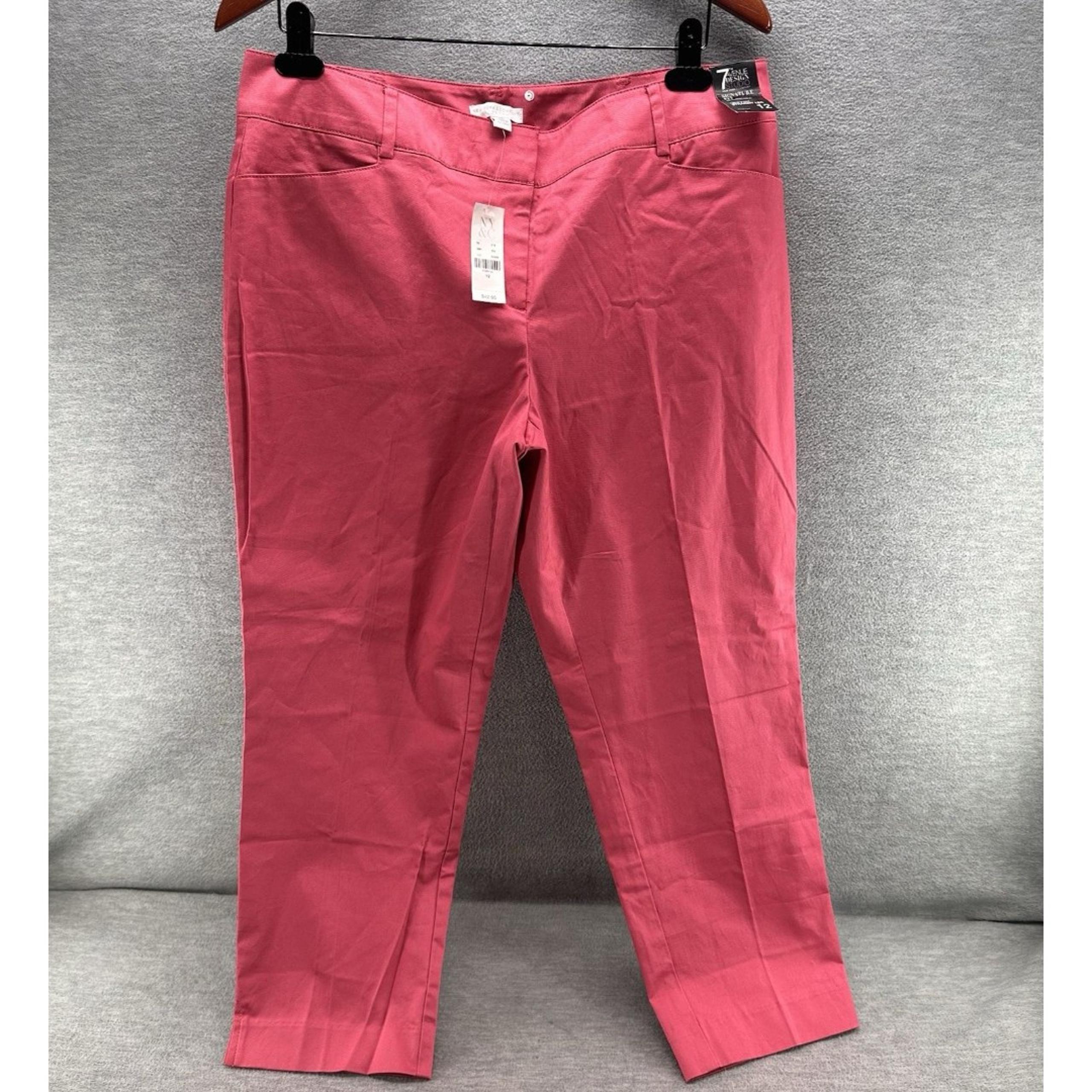 NEW YORK & CO 7th AVENUE - Women's Pink Straight Leg Crop Pant Size 12  A52