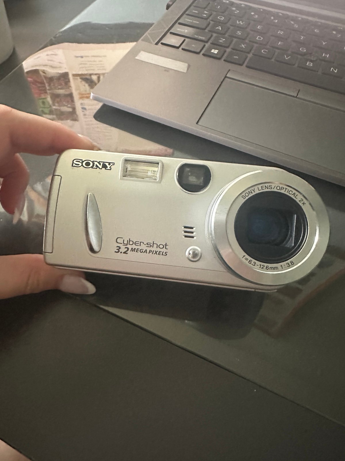 Sony cybershot digital camera