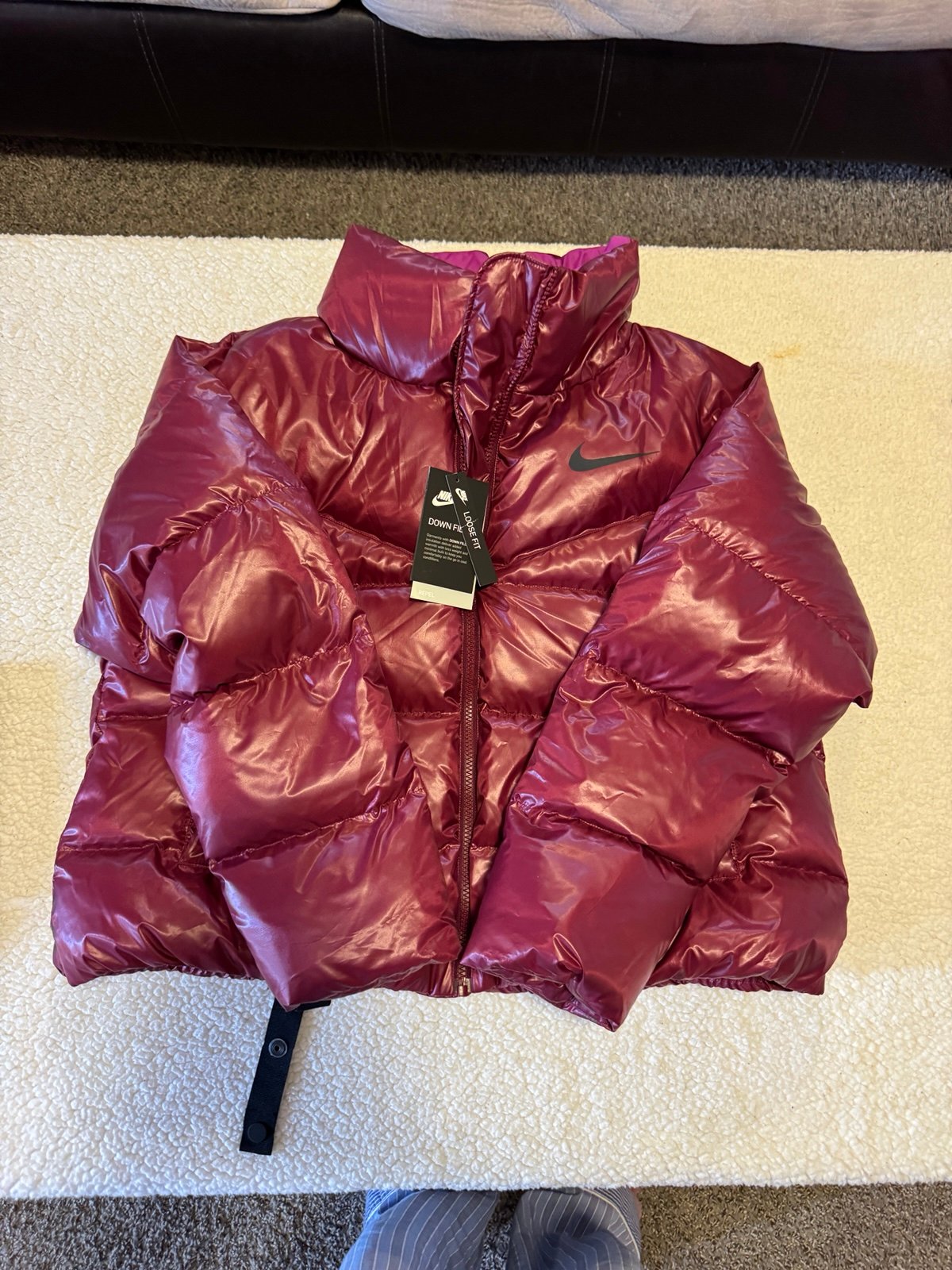 Nike NWT!! Women’s puffer size medium – originally 250