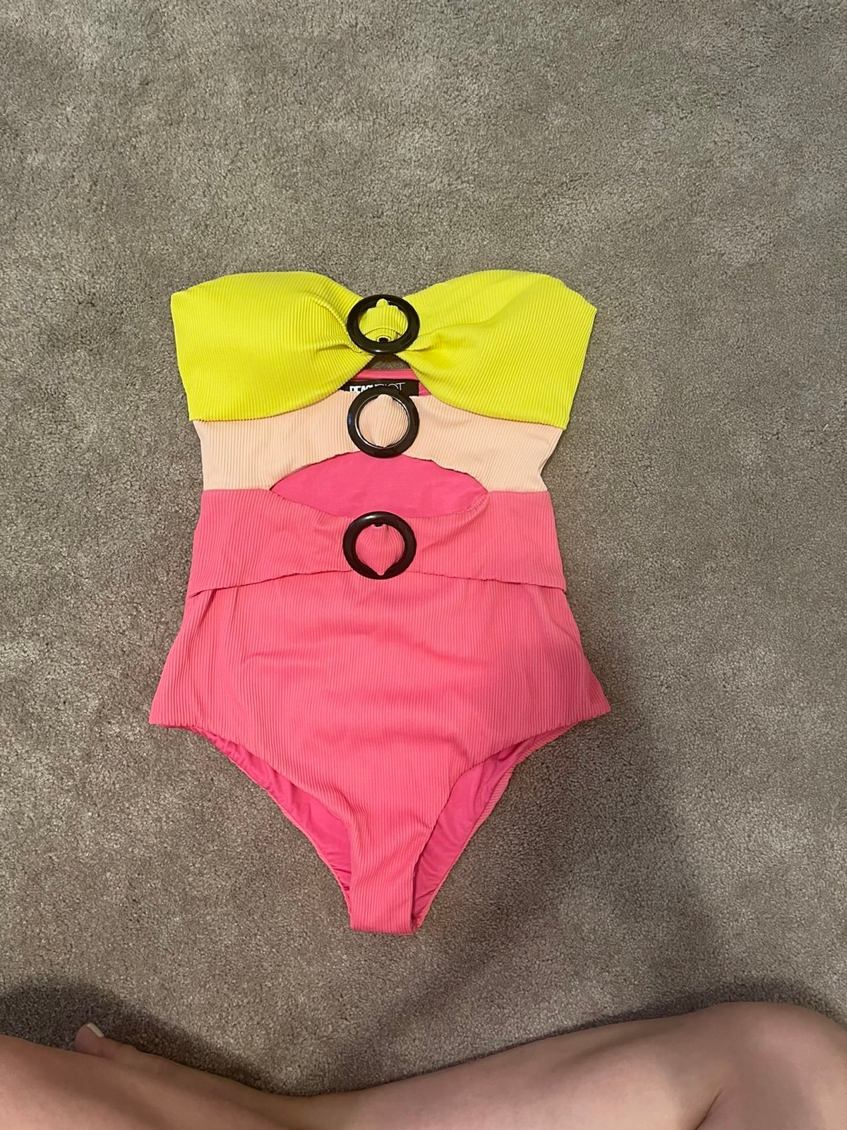 BR One Piece Swimsuit MOVING MUST GO