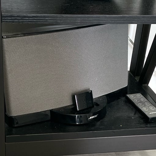 Bose speaker with Bluetooth adapter