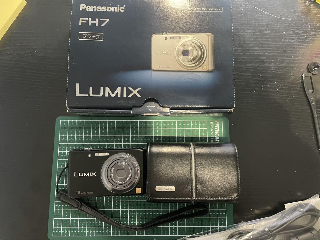 Panasonic LUMIX FH-7 Black Digital Camera