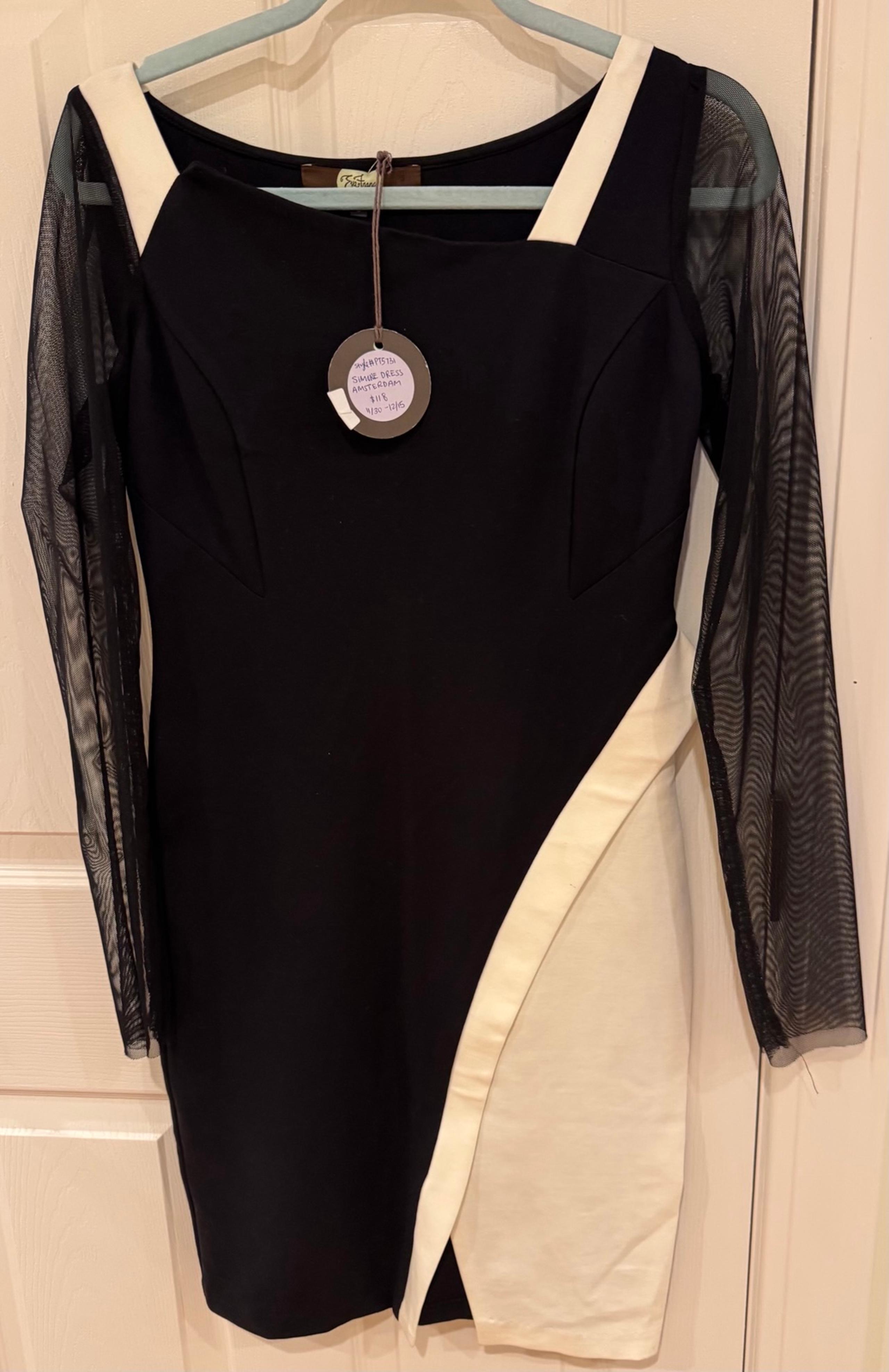 Women’s size 6 NWT Eva Franco Simone black and cream bodycon sheer sleeve dress
