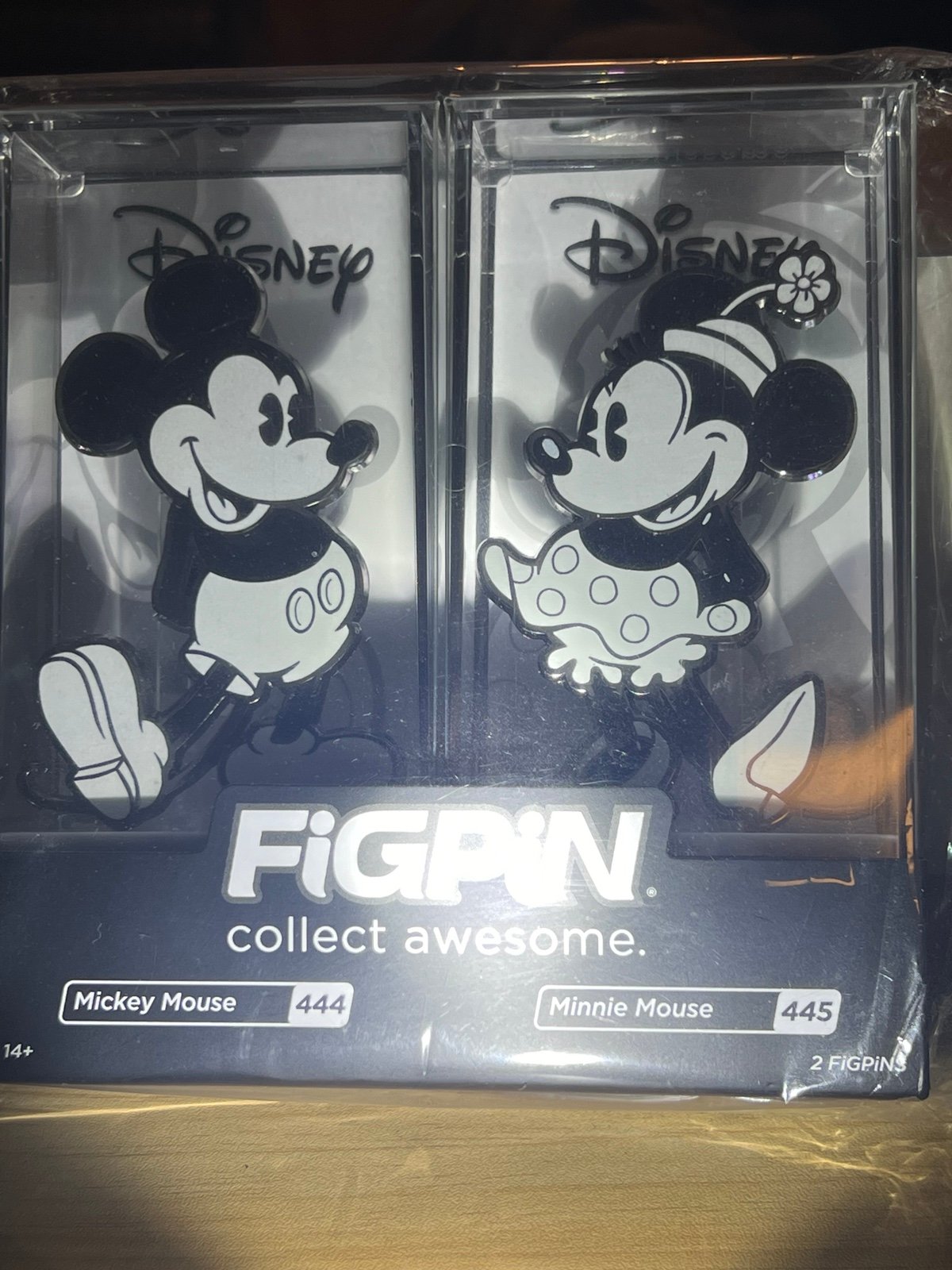 FiGPiN Mickey & Minnie Mouse 2-Pack 444 & 445