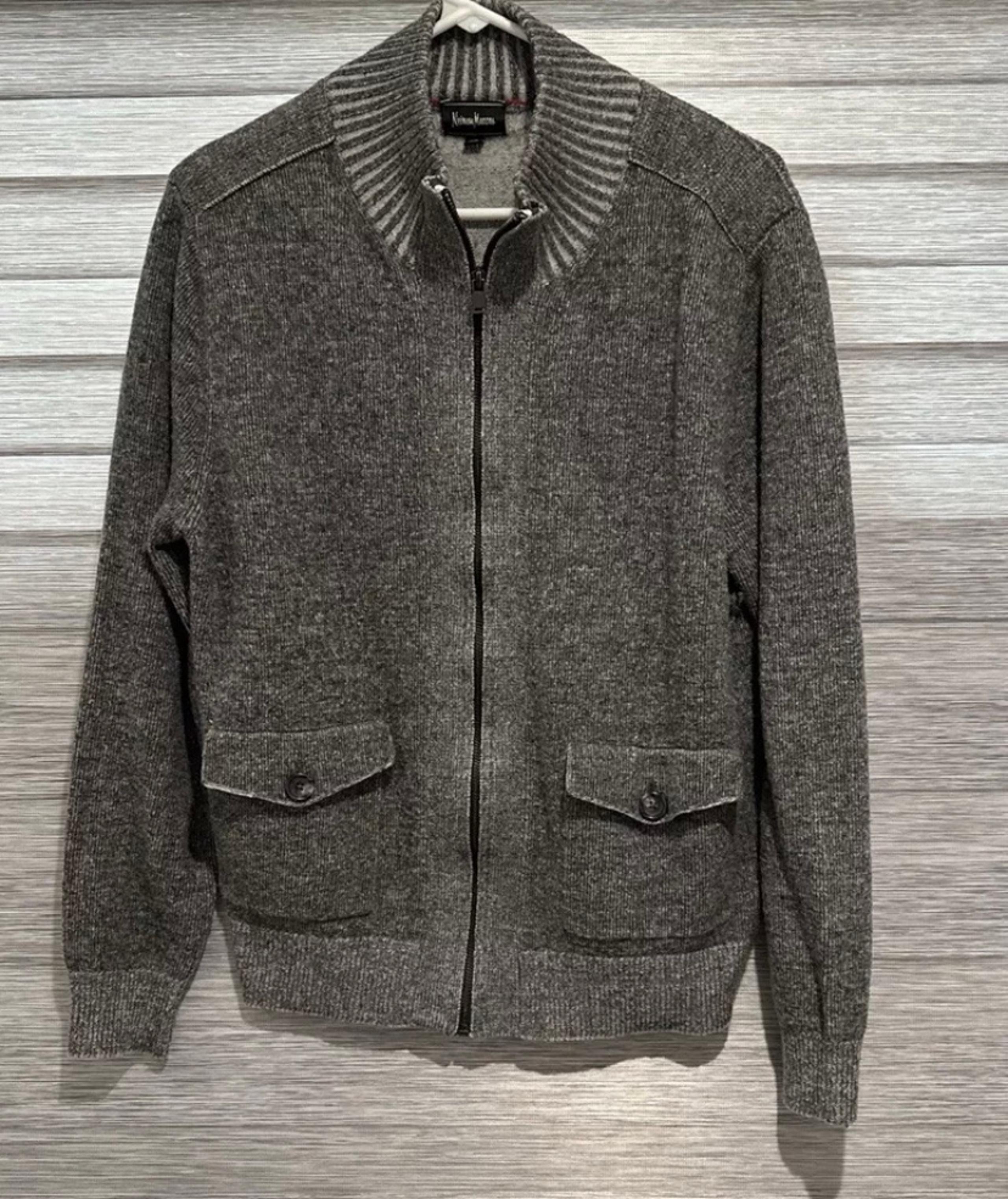 Neiman Marcus Men’s Full Zip Sweater Size M Pockets Blends