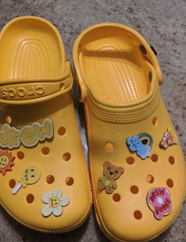 justin bieber Crocs