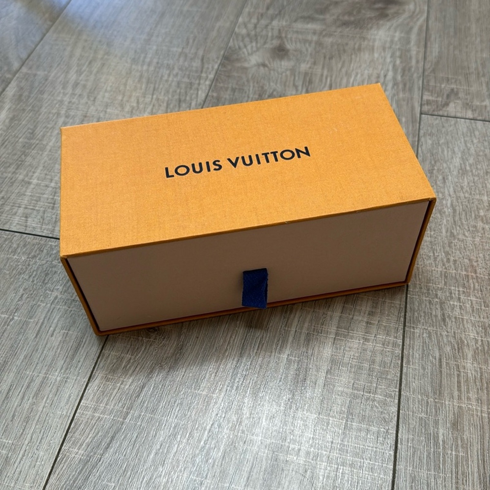 LOUIS VUITTON Sunglasses Box