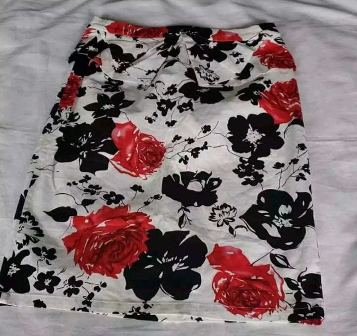 Grace Karin Floral pencil skirt size L