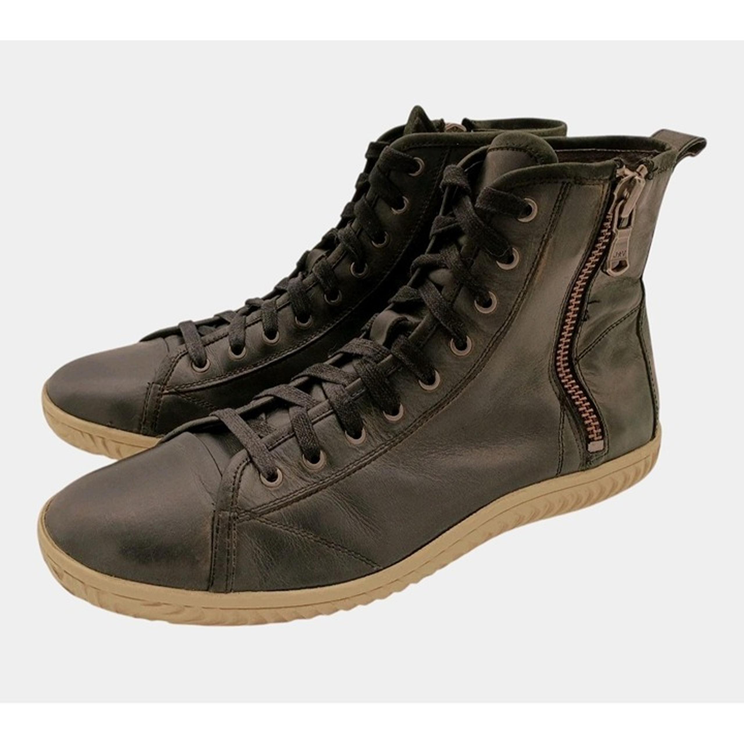 JOHN VARVATOS Star USA 'Hattan' Casual Sneakers Mens 9.5 Med Black Leather Shoes