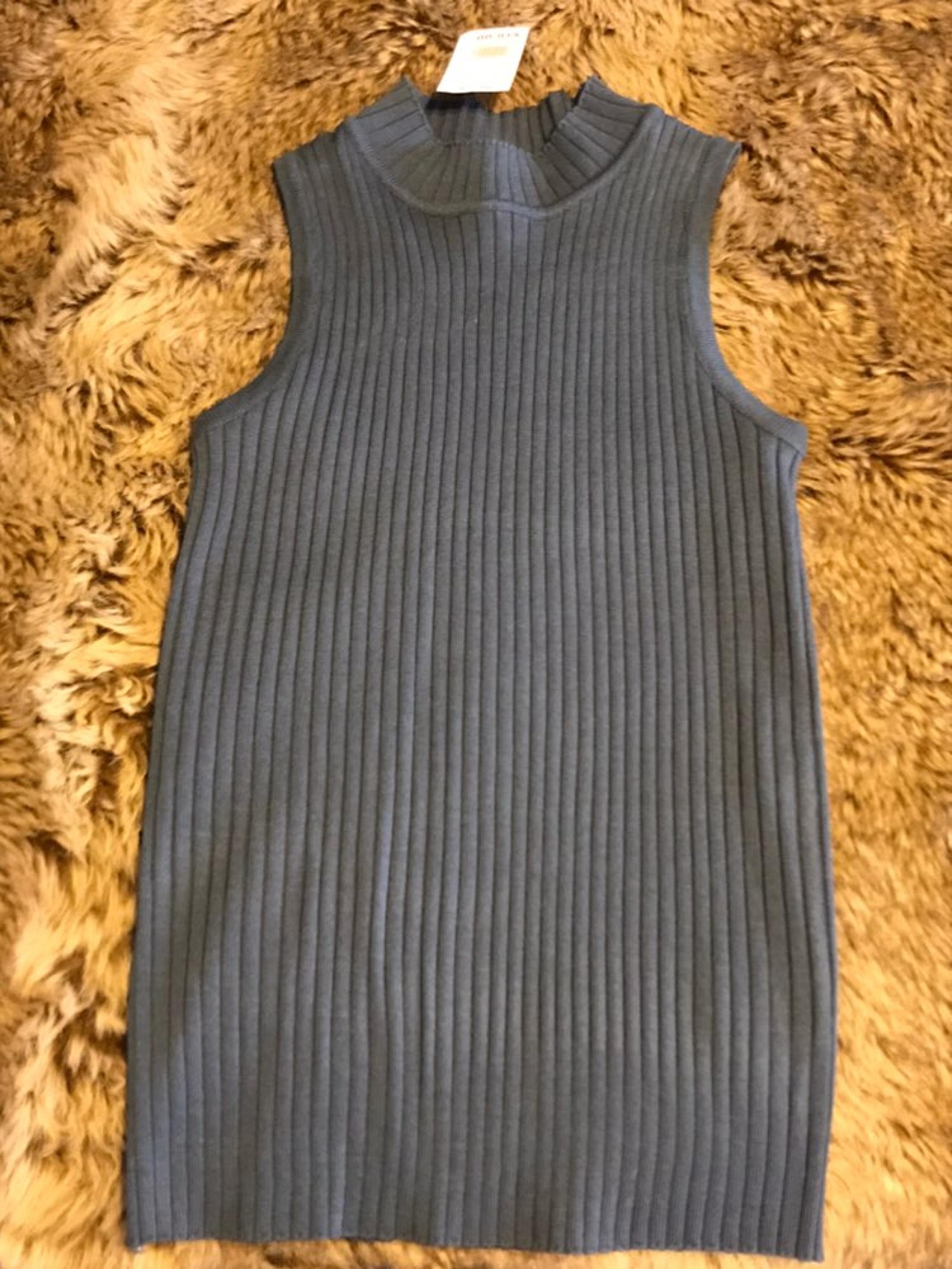 Turtleneck tanktop