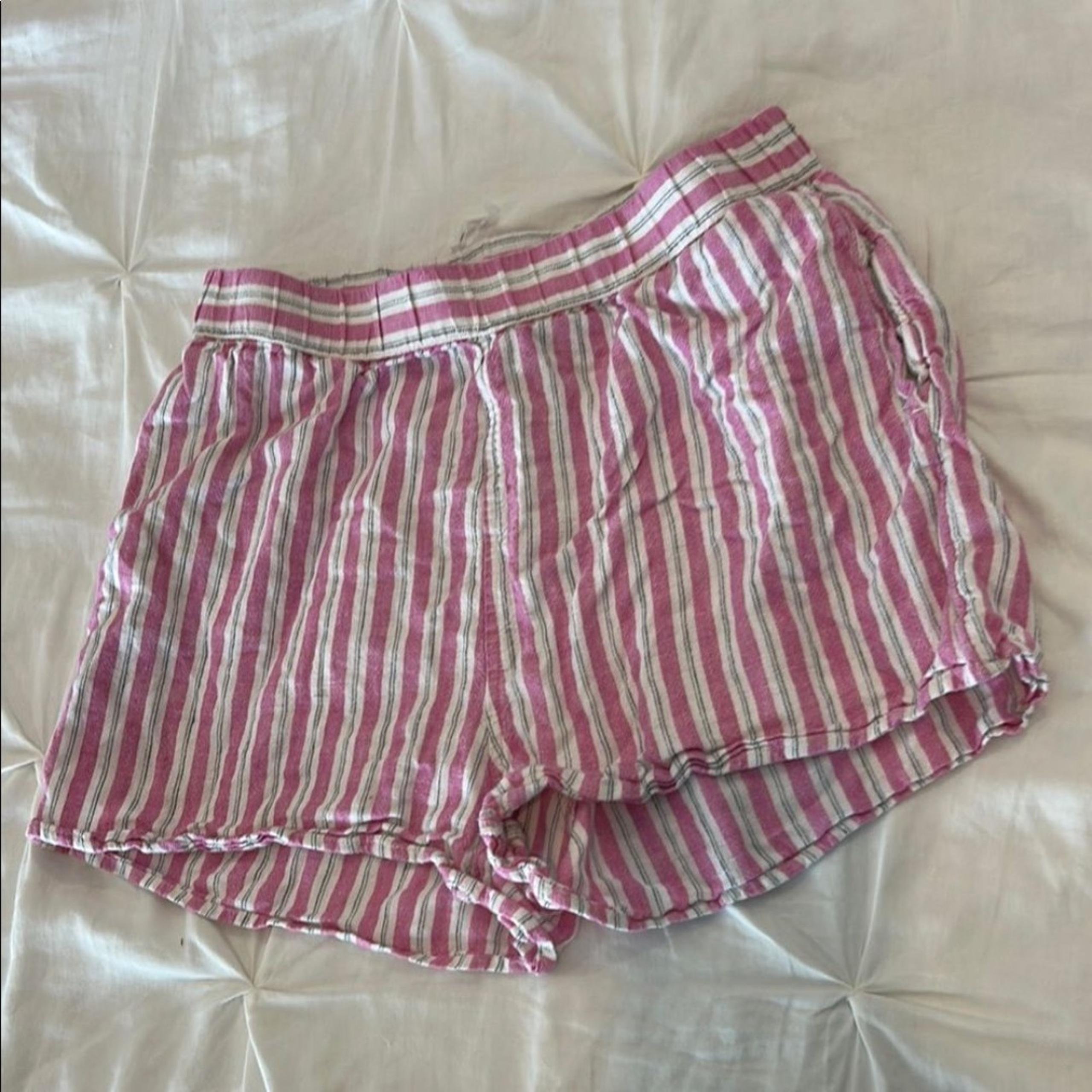 Universal Thread Goods Co. Women's Pink & White Stripe Pull-on Shorts XS