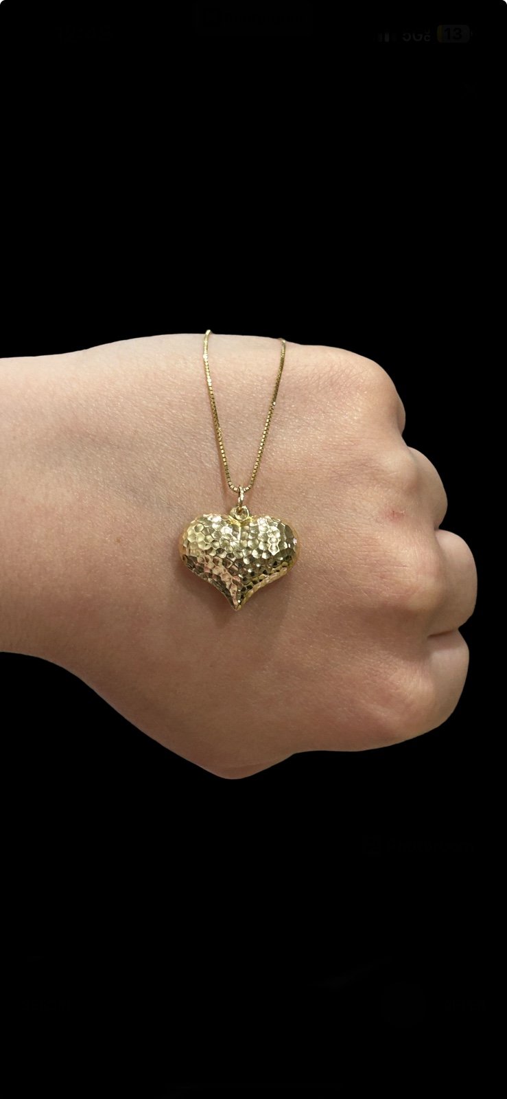 Ladies 10k Gold Puff Heart Charm Pendant Necklace