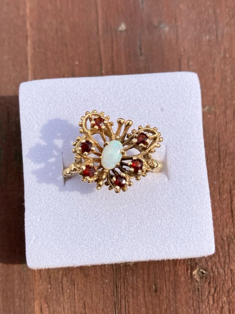 Vintage 10K Solid Gold Butterfly Ring With Opal And Garnets Size 5.5