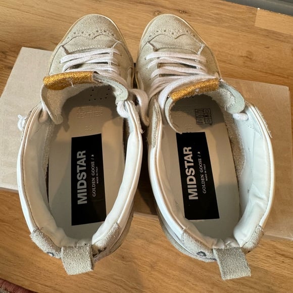 EUC • Golden Goose • Women’s Mid Star Classic With Horsy Star • 8