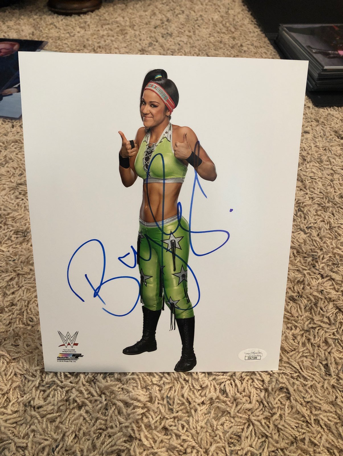 WRESTLING Bayley SIGNED WWE 8X10