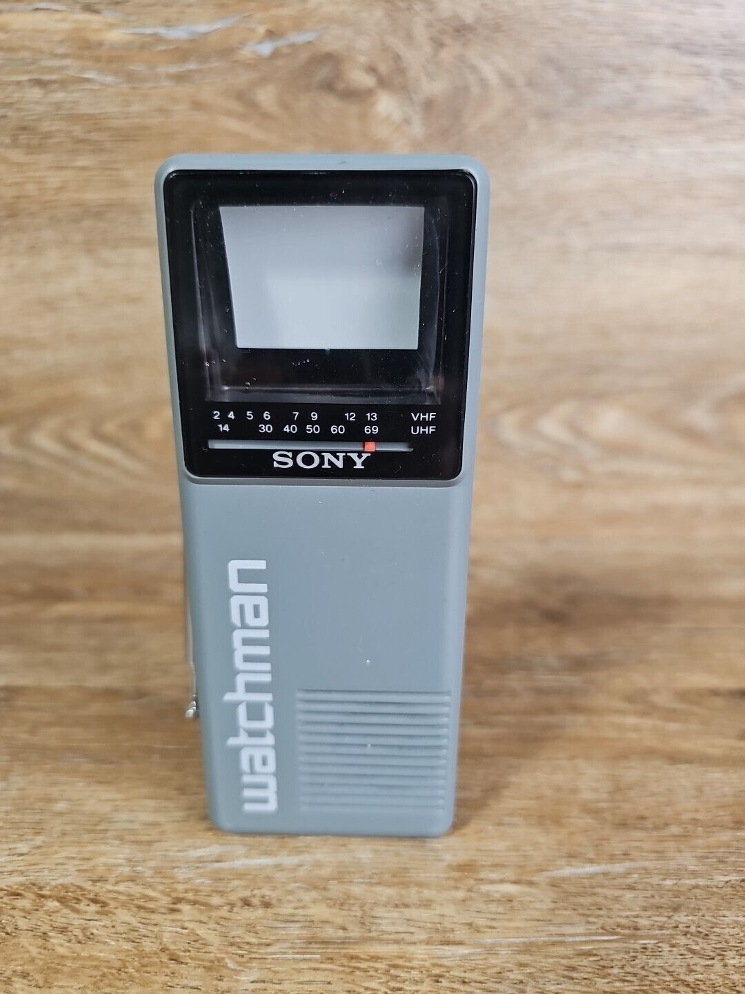 Sony Watchman Black and White TV Model FD-10A 1986 CRT Portable Analog RF