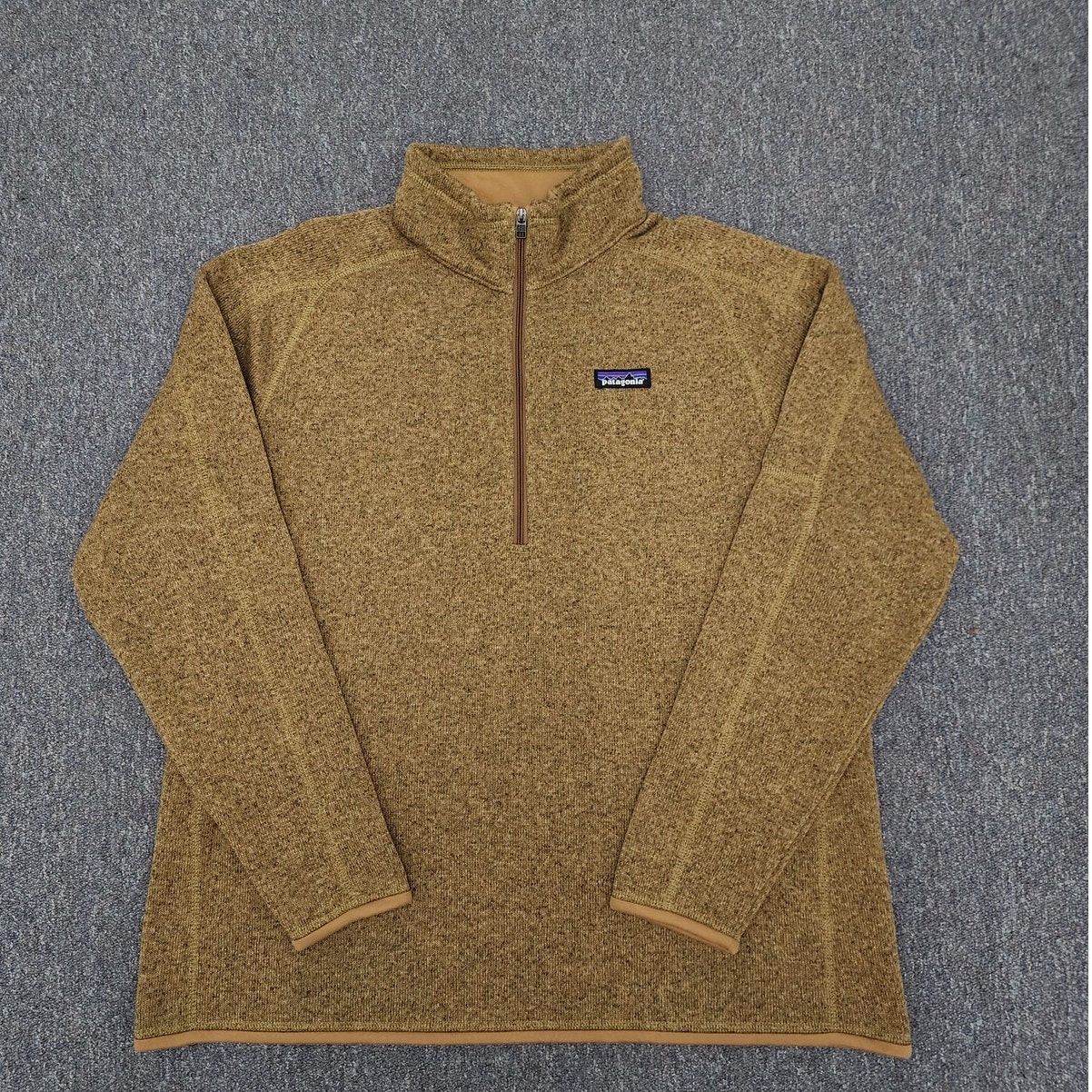 XXL Patagonia Quarter Zip Up Women's GOLD Brand New