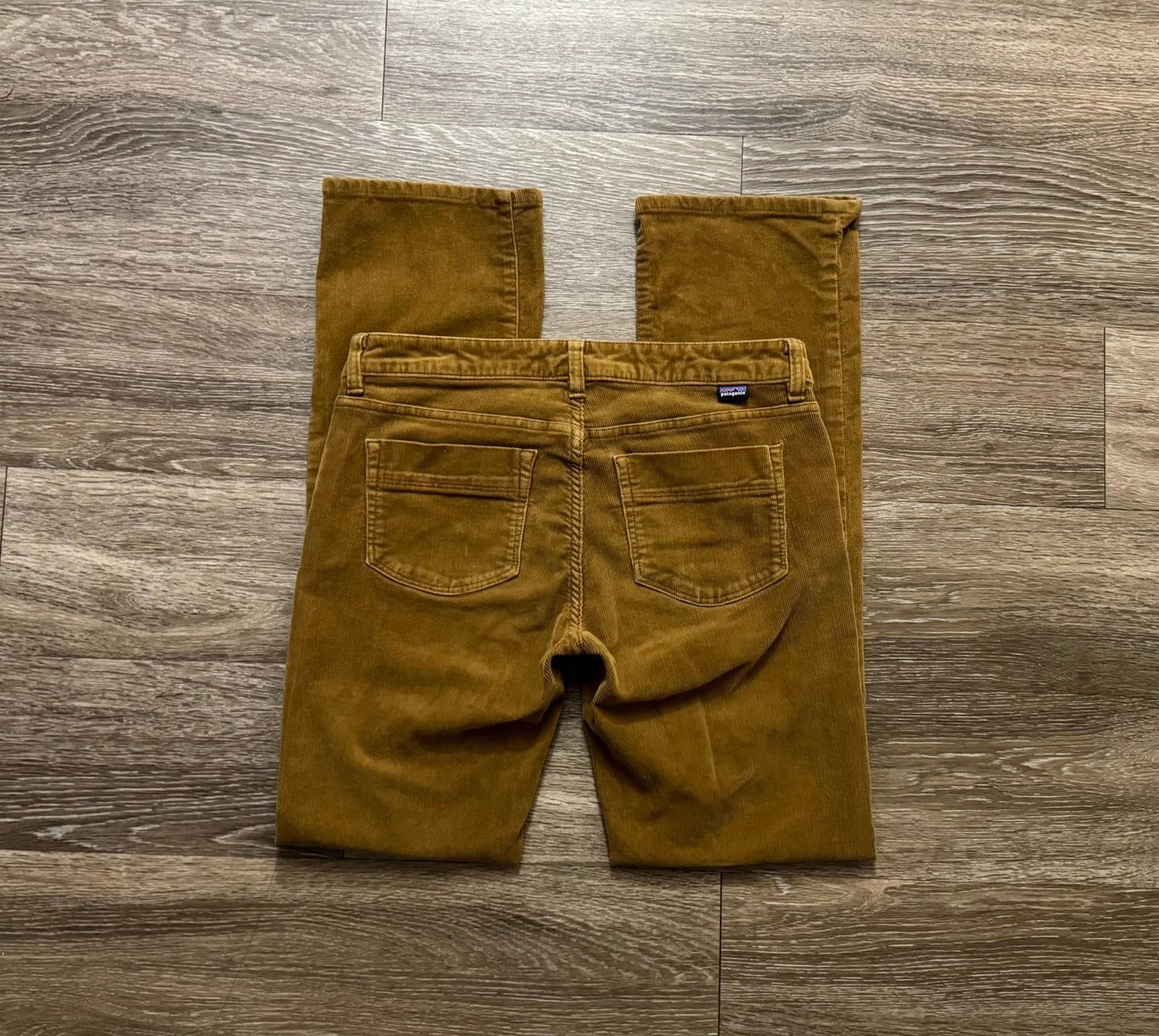 Patagonia 26 Women’s Corduroy Organic Cotton Fitted Pants
