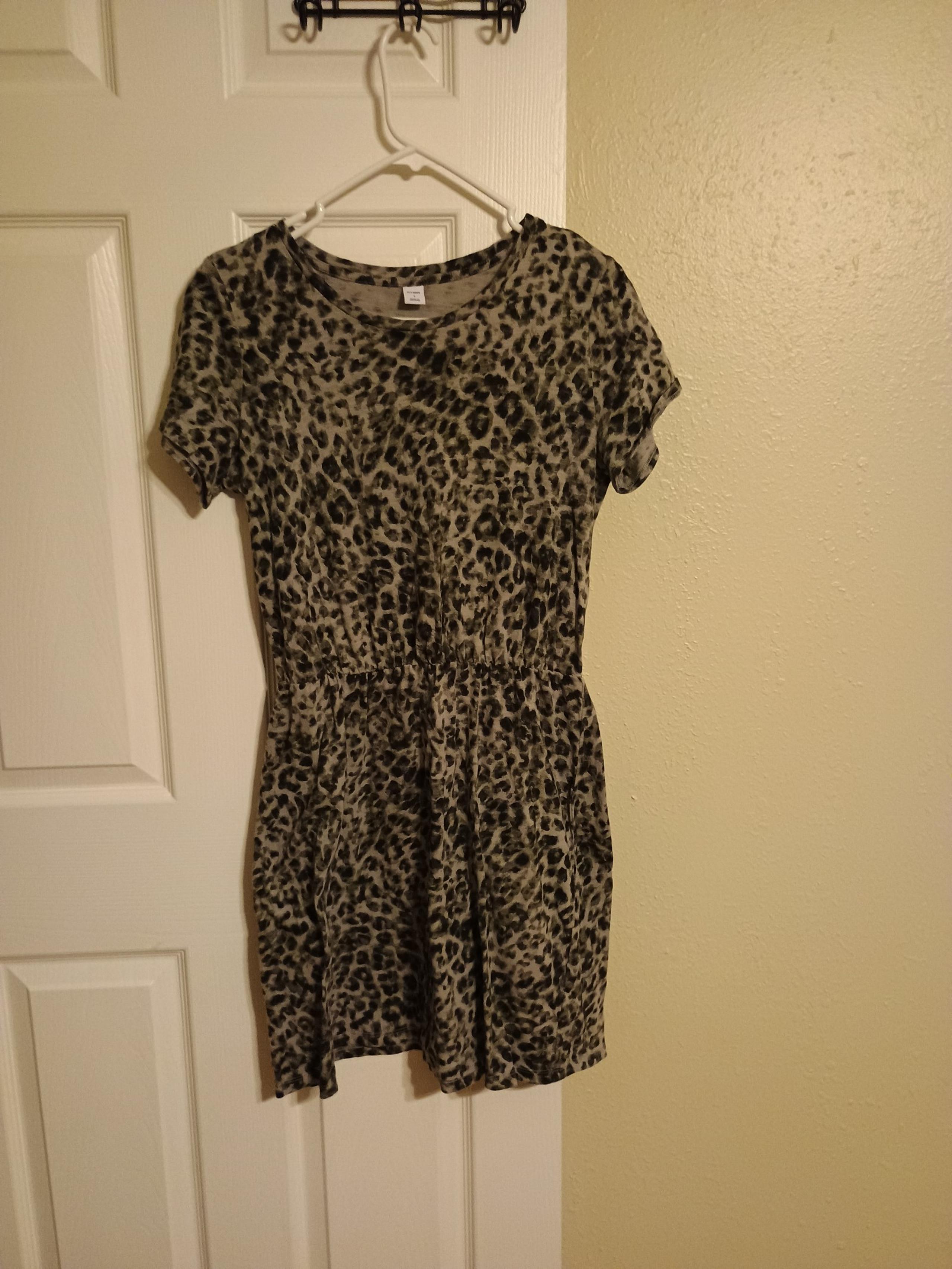 Old Navy dress
