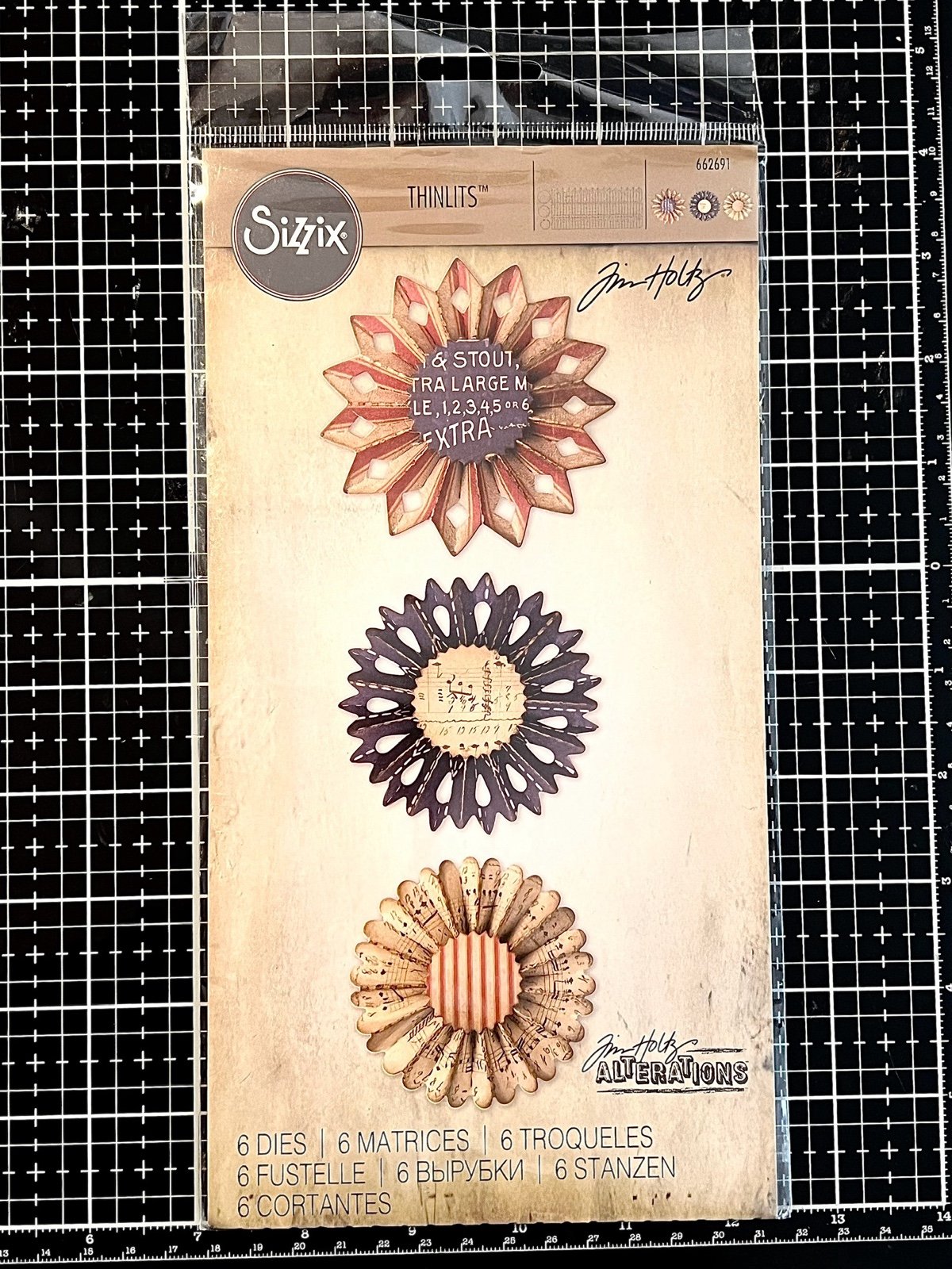 Sizzix Rosette Set Thinlits 662691 by Tim Holtz